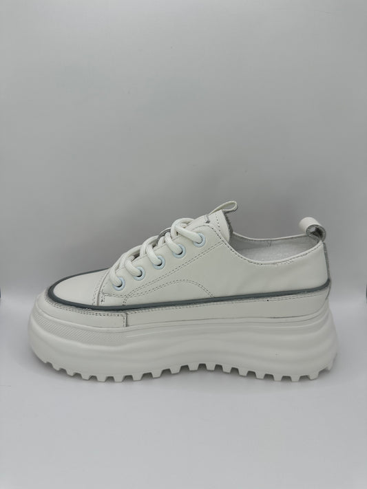 Adidasi Betina Scarpe