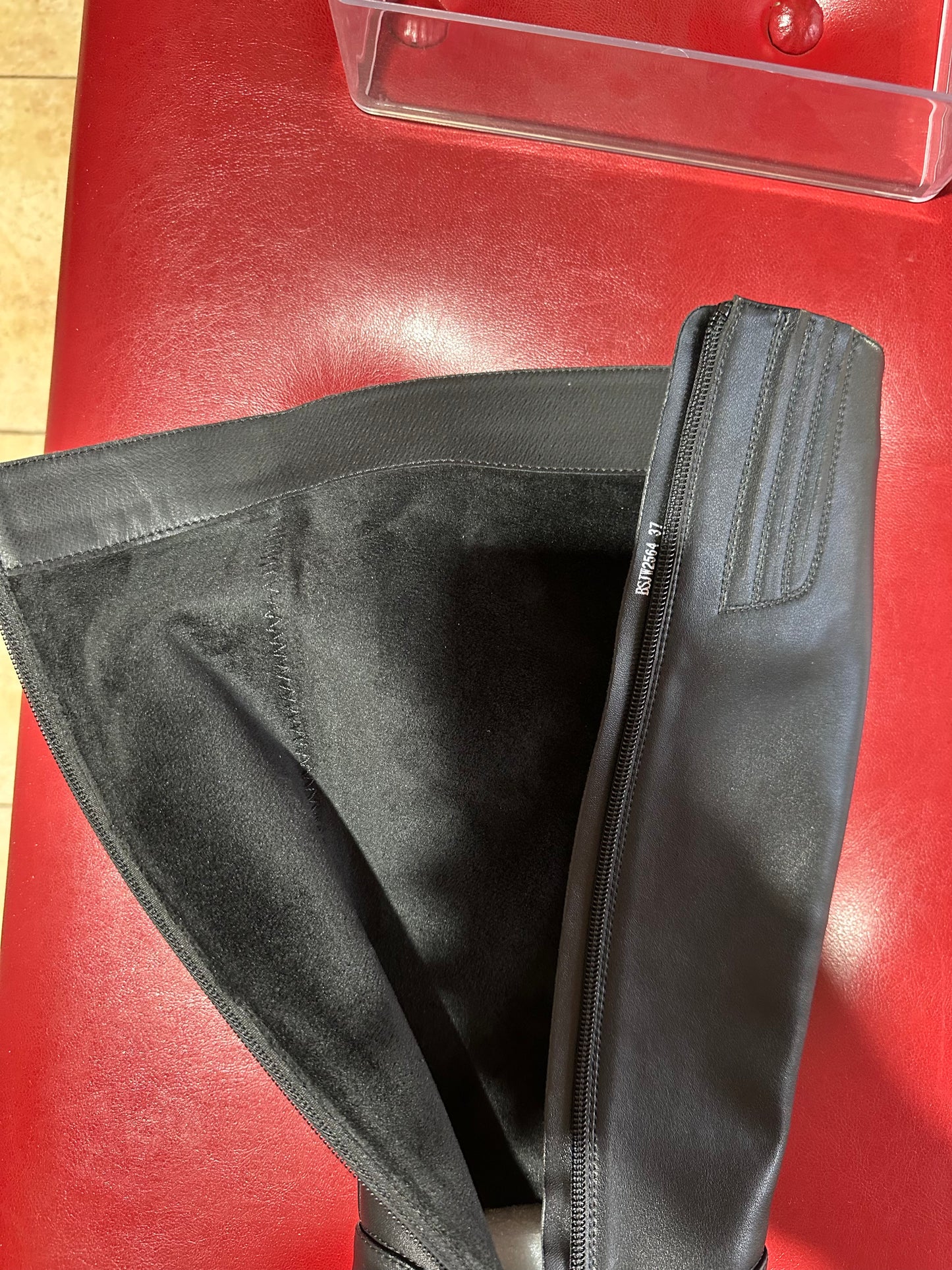 Cizme elegante Betina Scarpe