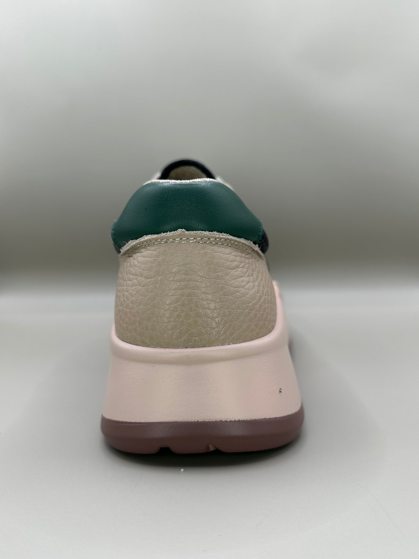 Adidaşi damǎ Betina Scarpe