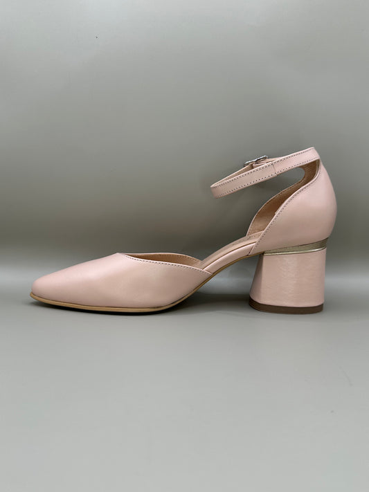 Pantofi eleganți Salamandra 800