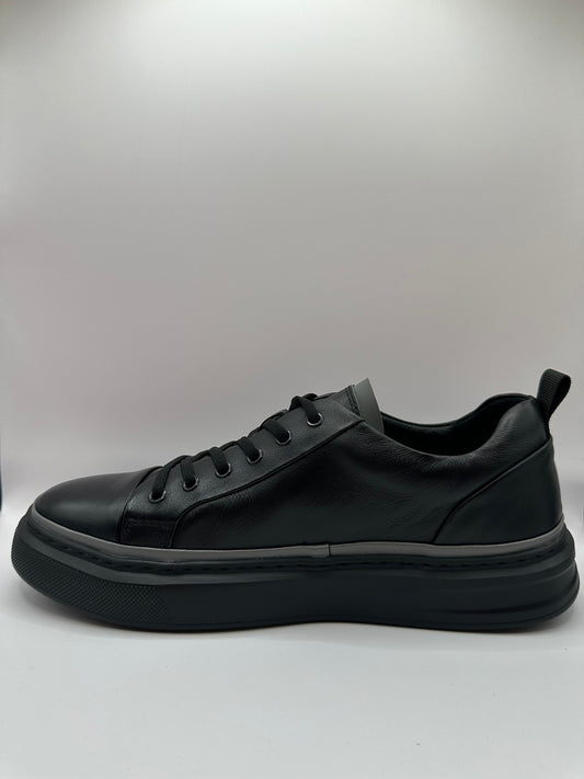 Adidasi Johan Skarpe