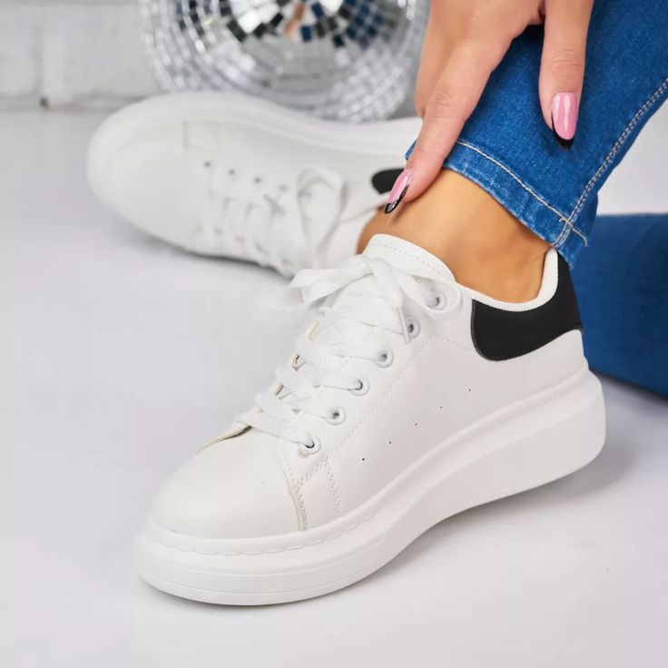 Adidasi Femei - Lori Shoes