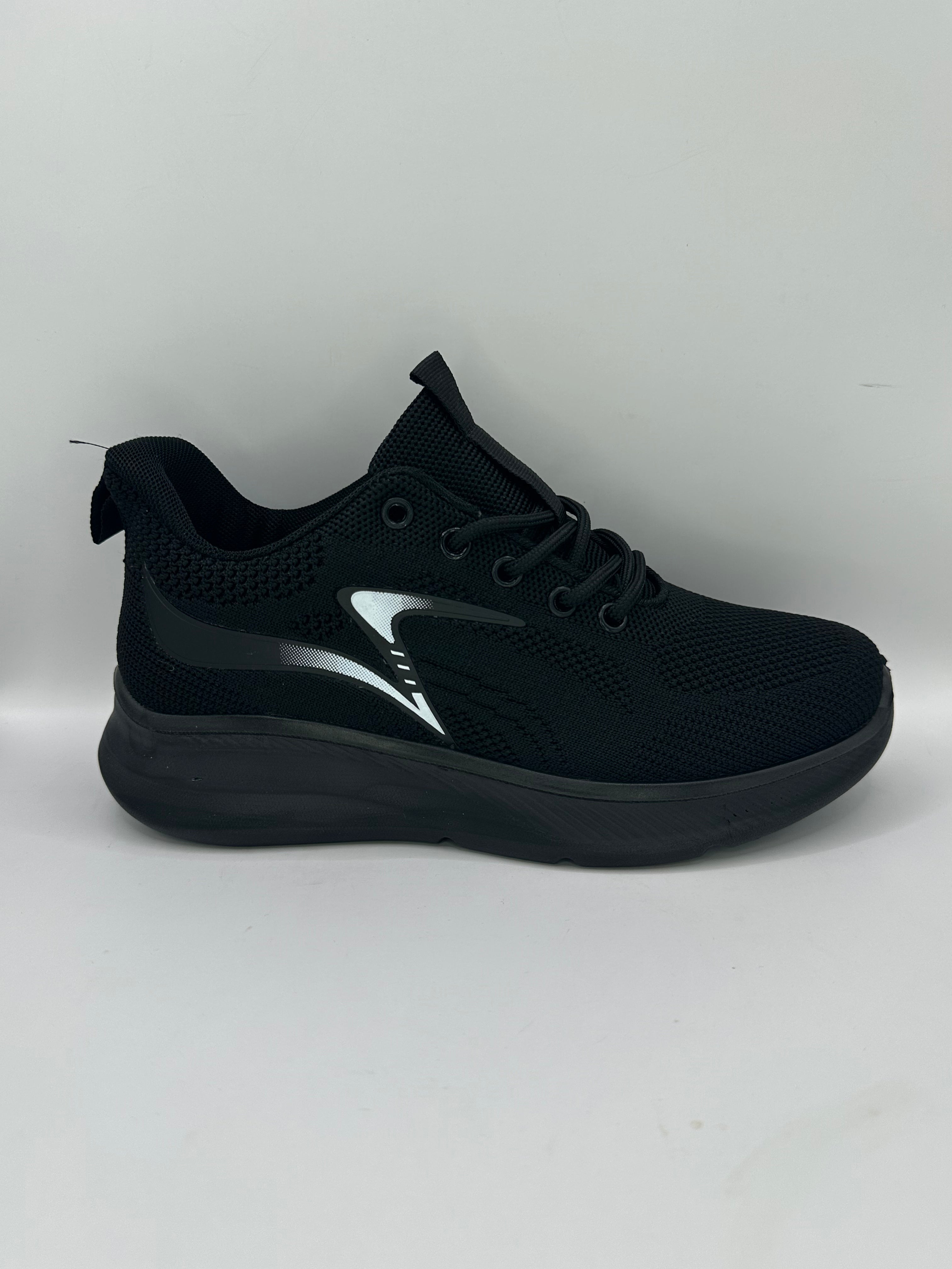 Adidasi Betina Scarpe X-12