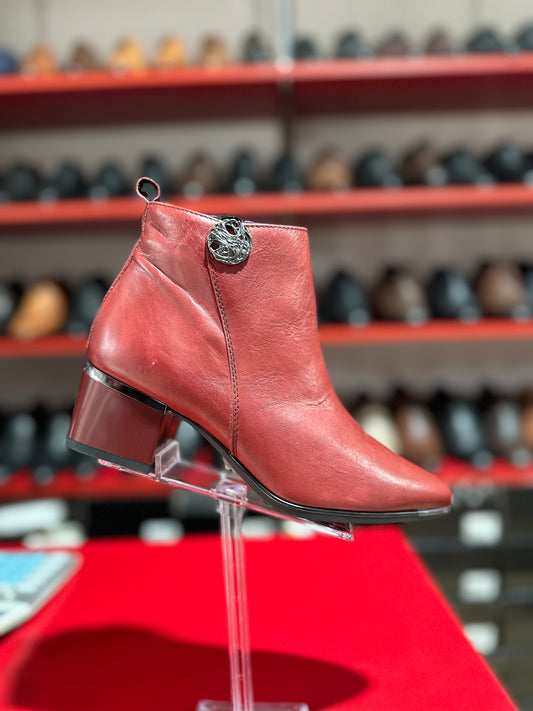 Botine Kordel 1966
