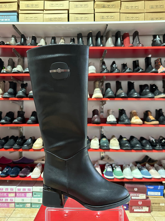 Cizme elegante Betina Scarpe