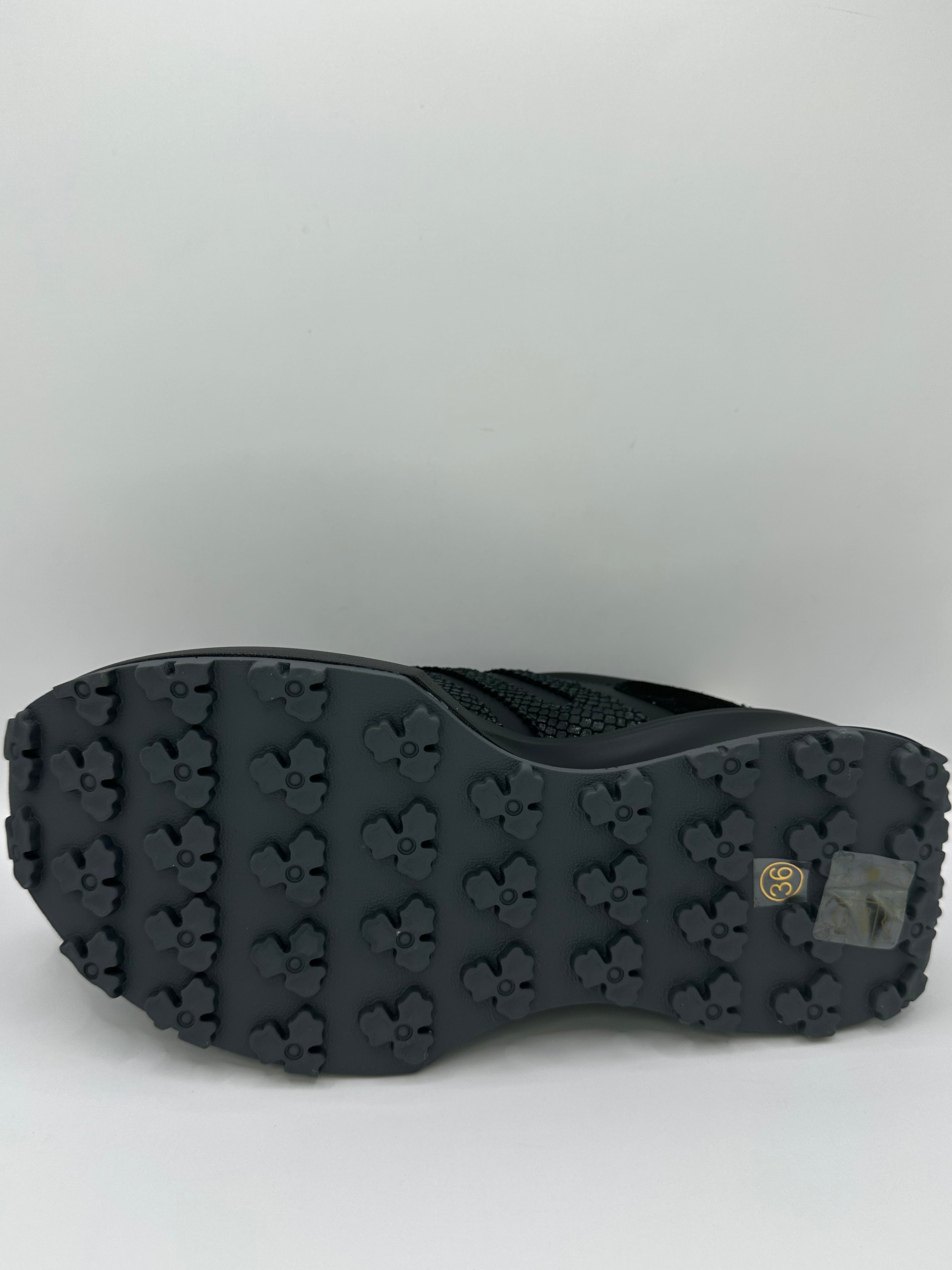 Adidasi Betina Scarpe 7032