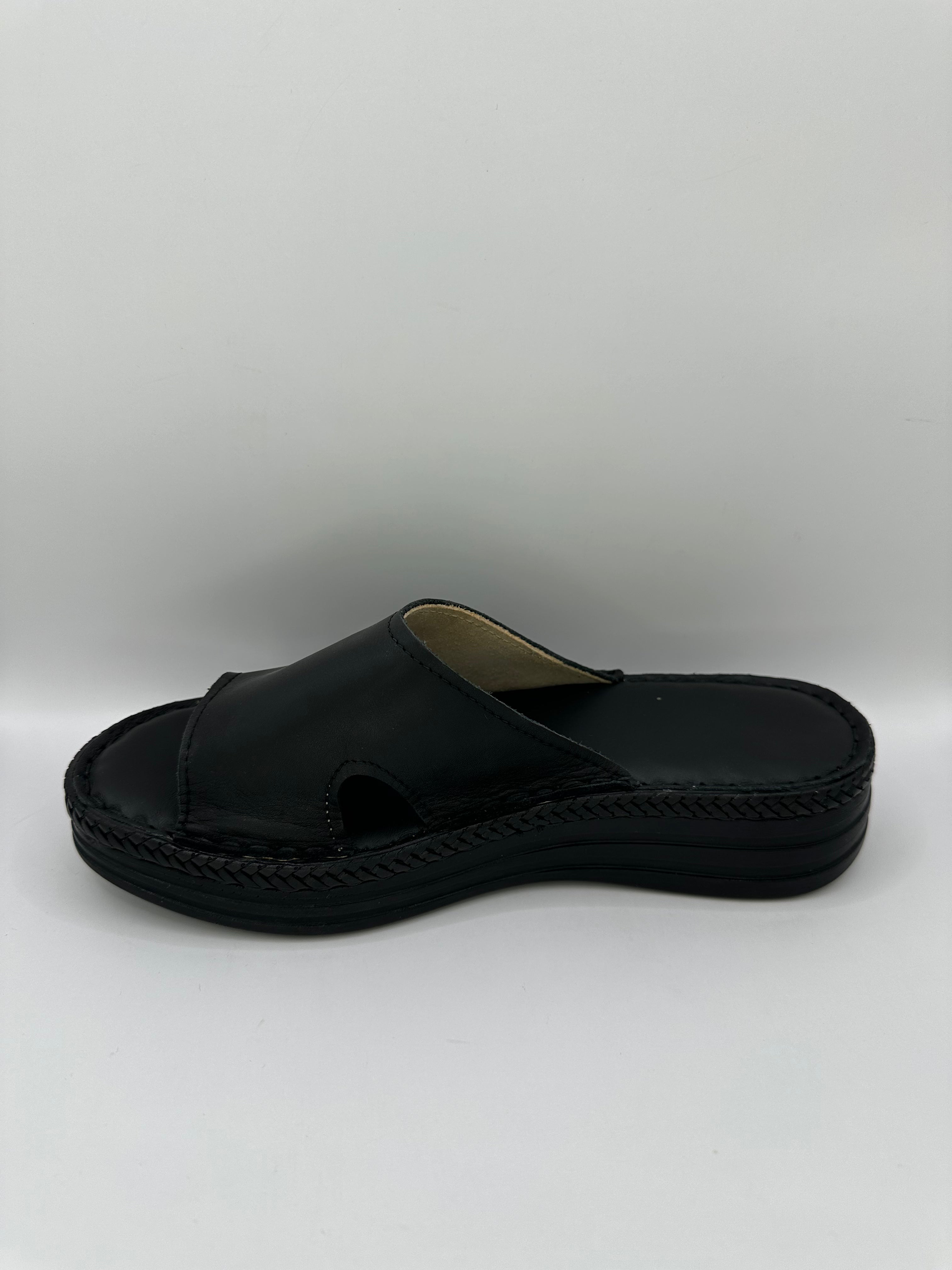 Saboti casual Dr.Max 405