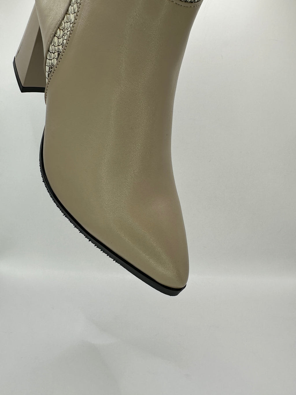 Botine elegante Mancinii 594