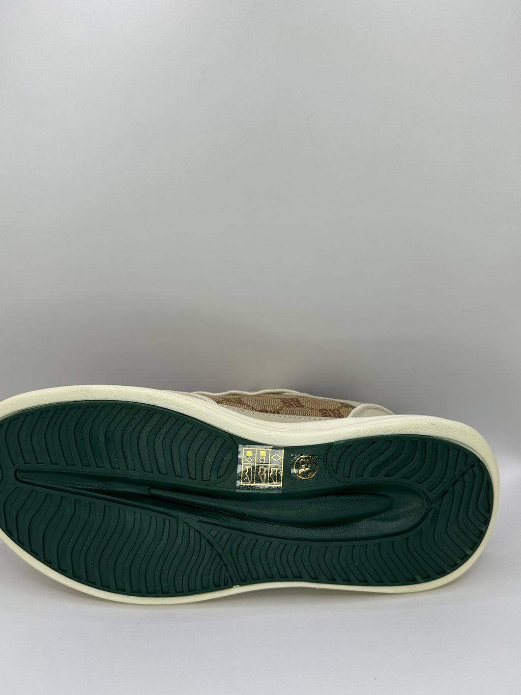 Adidasi Johan Scarpe AW25S-344