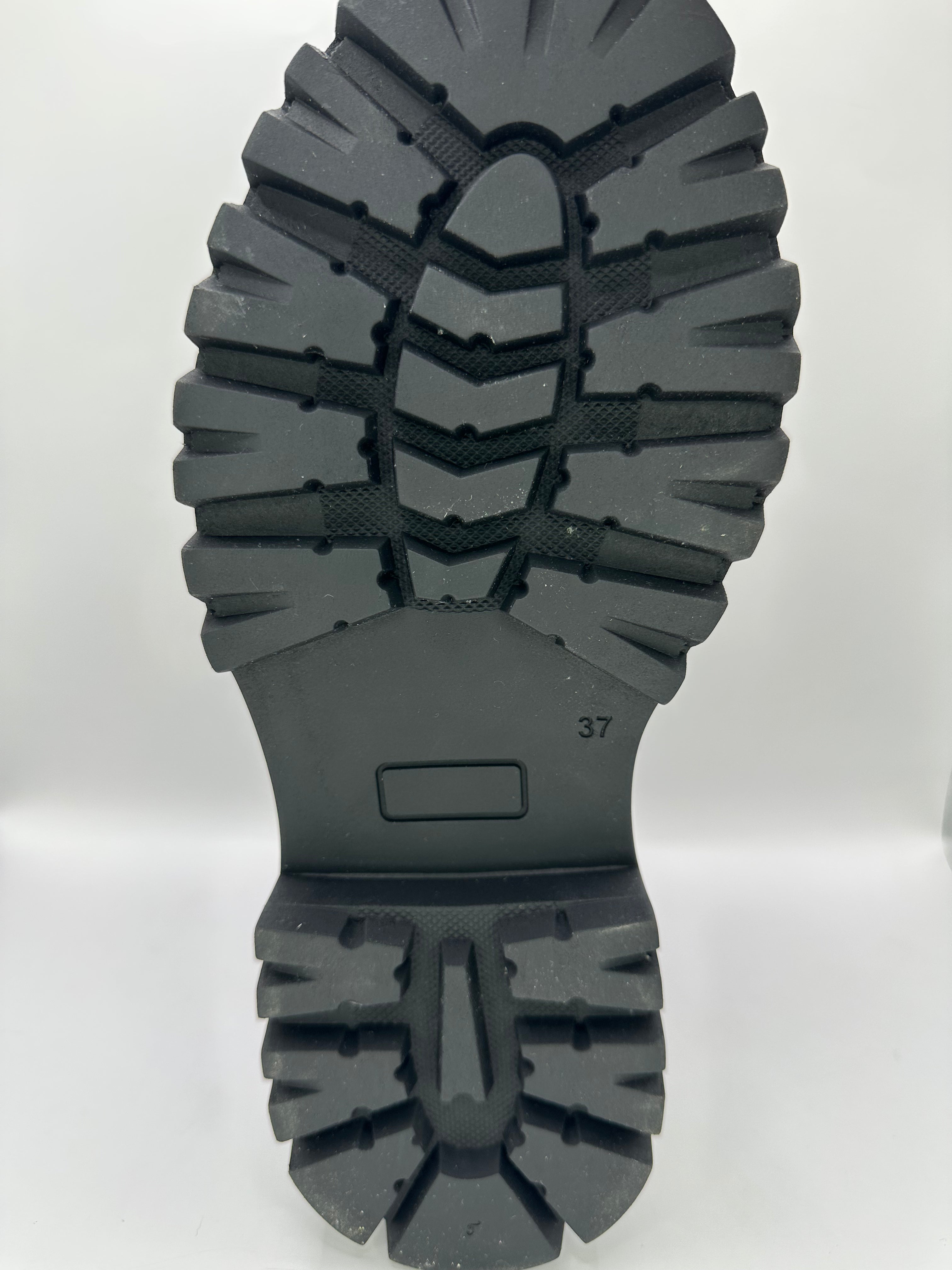 Ghete casual Nevalis