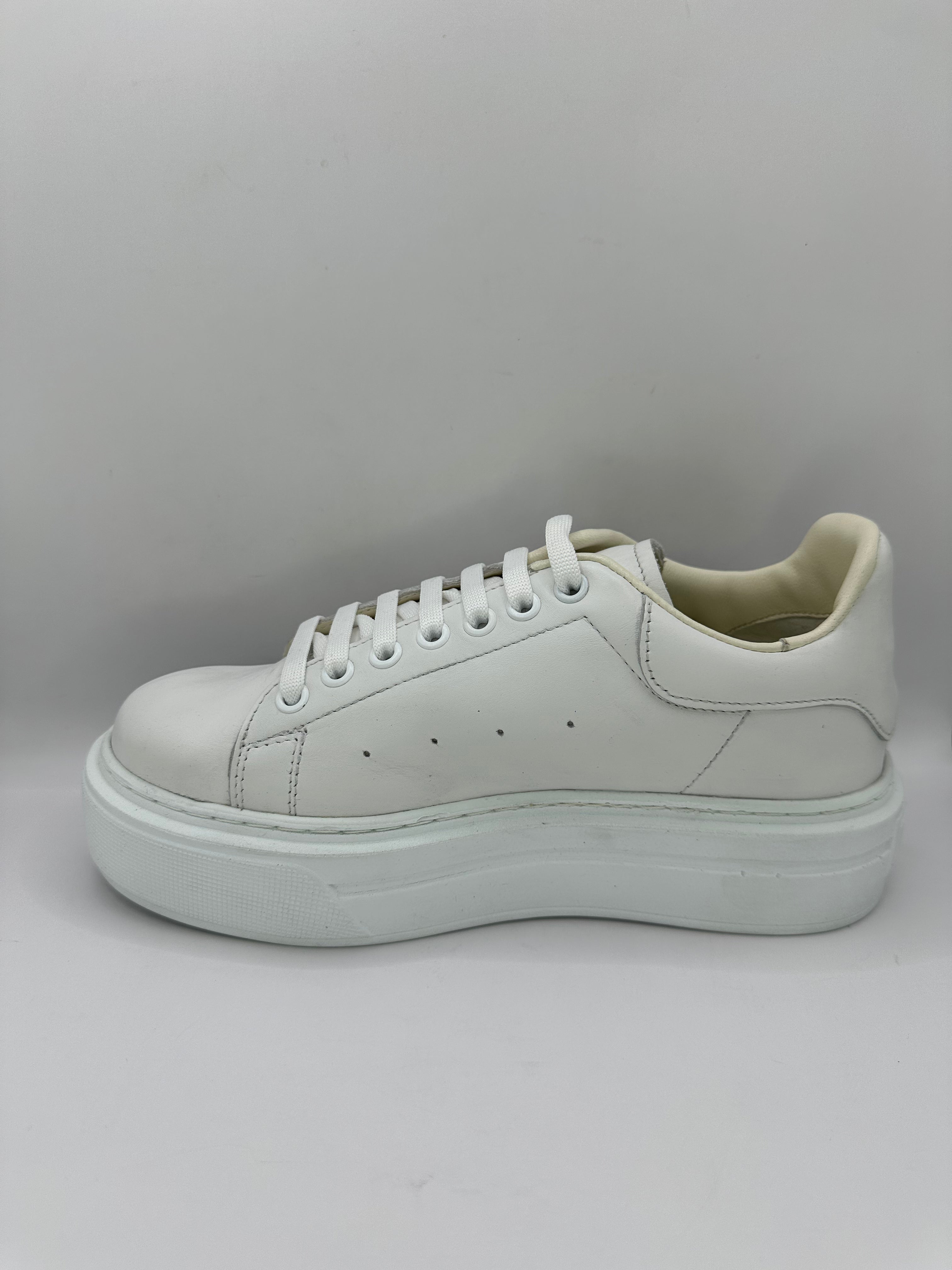 Adidași damă Nevalis 442