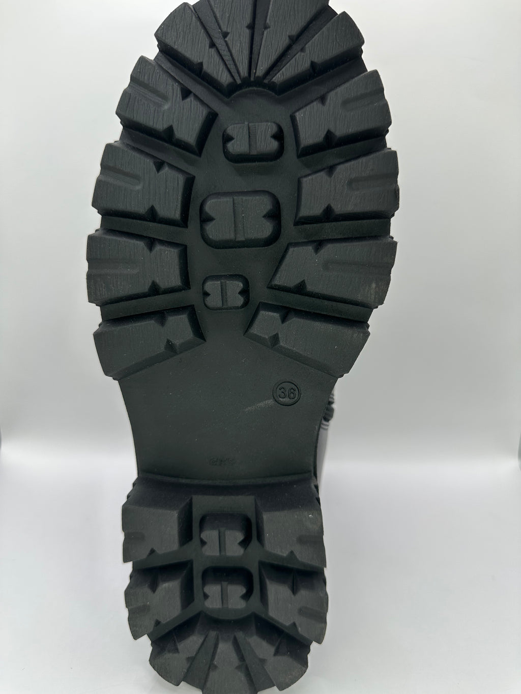 Ghete casual Nevalis