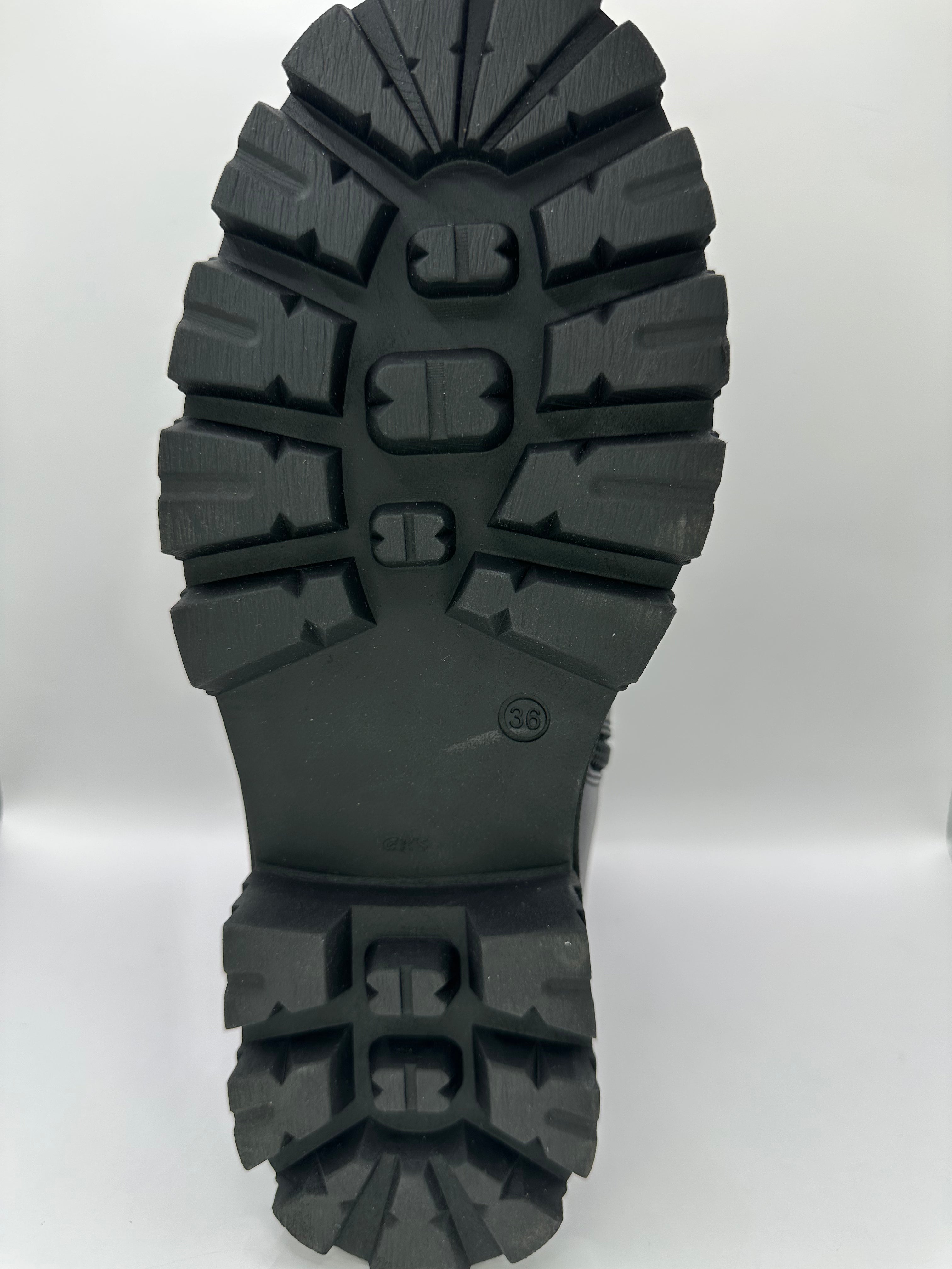 Ghete casual Nevalis