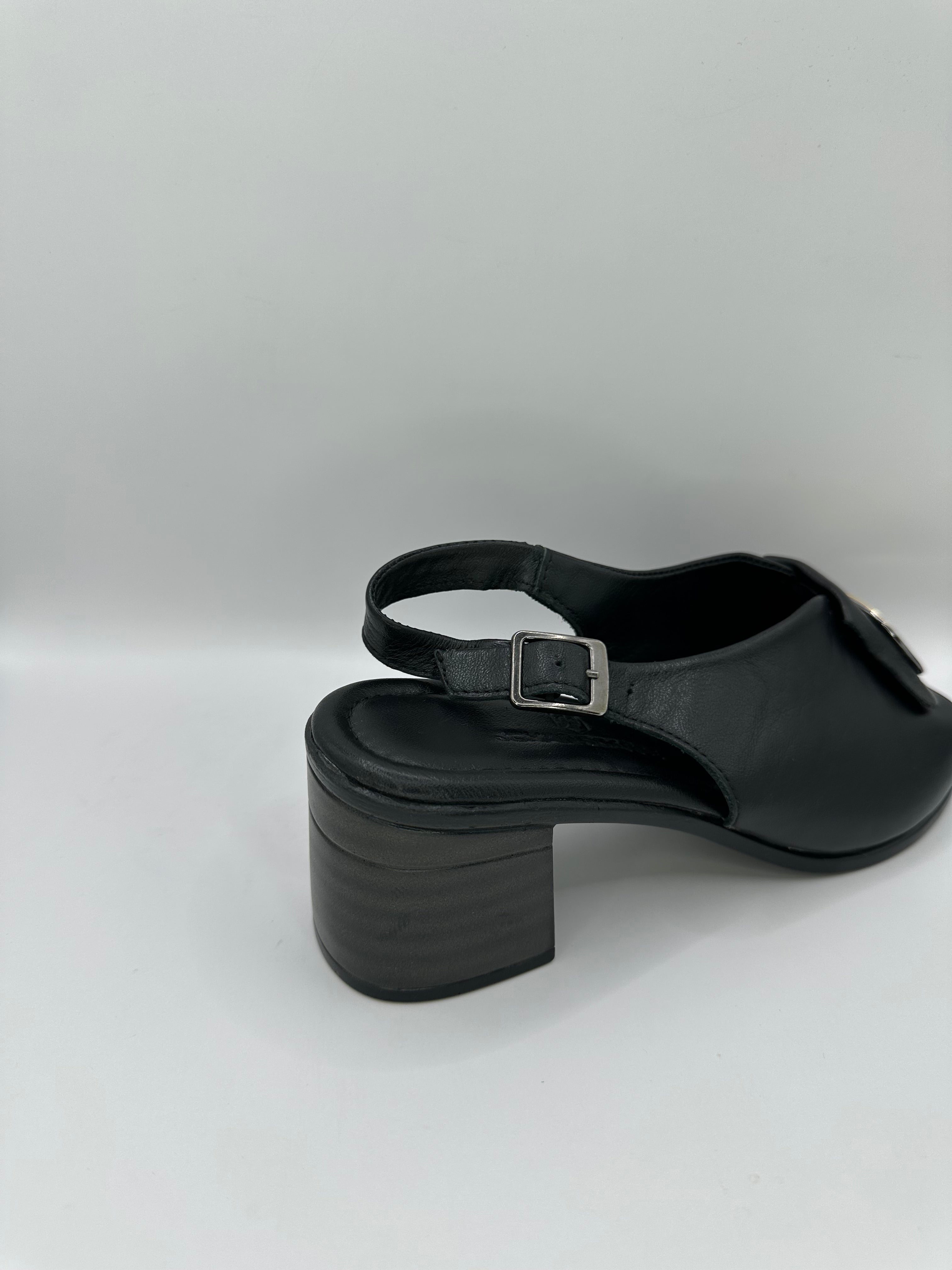 Sandale Johan Scarpe 647