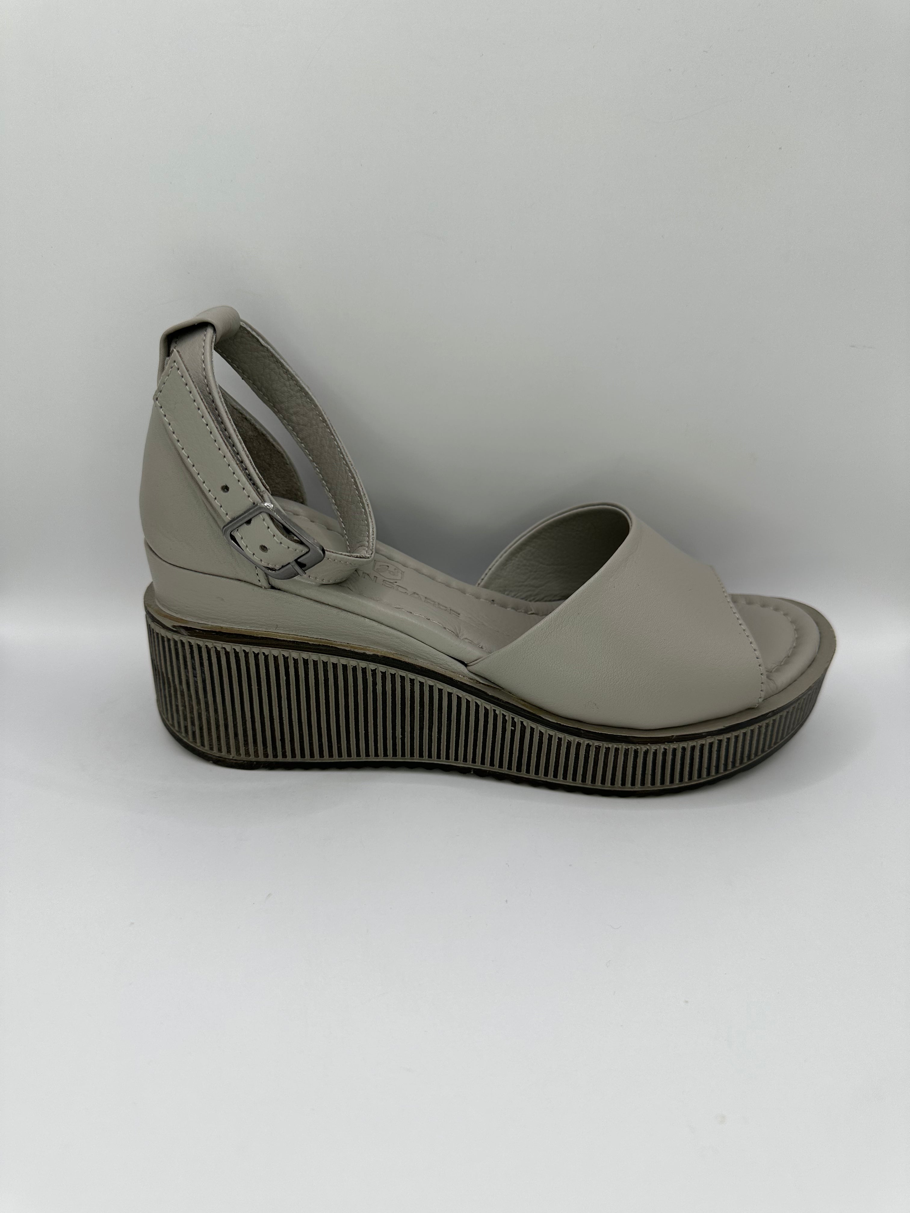 Sandale casual Johan Scarpe 412