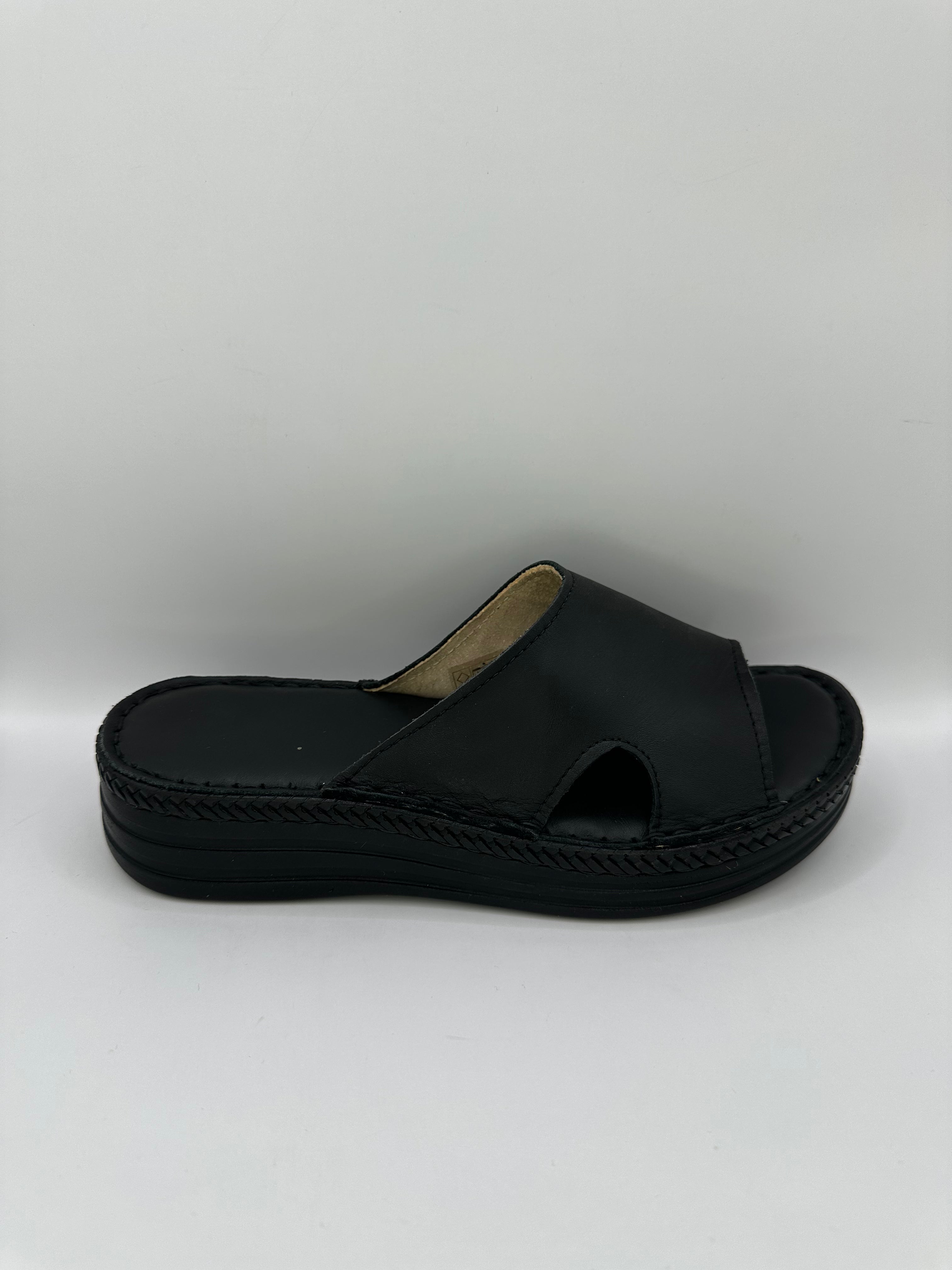 Saboti casual Dr.Max 405