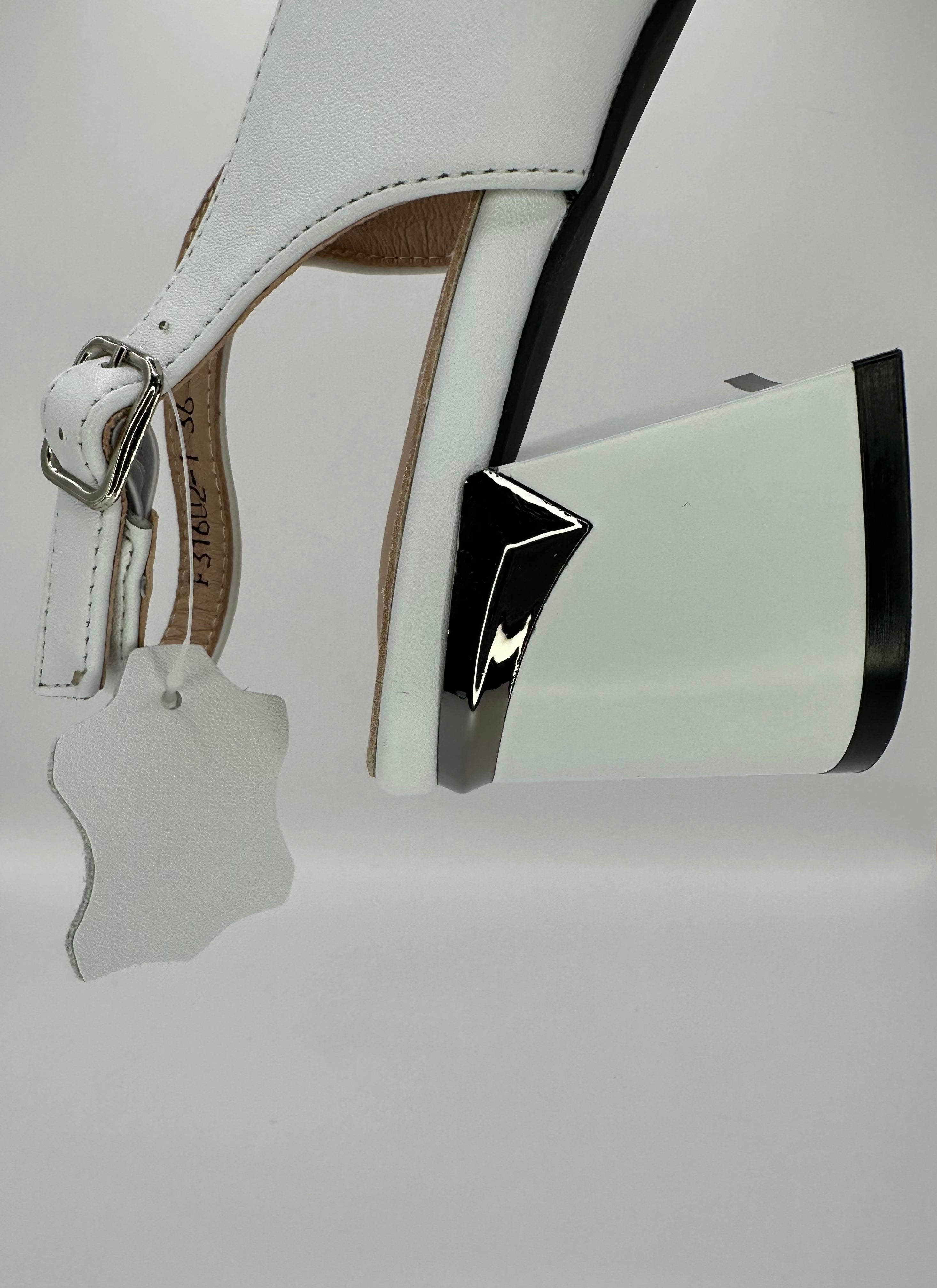 Pantofi decupati Betina Scarpe F31602-1