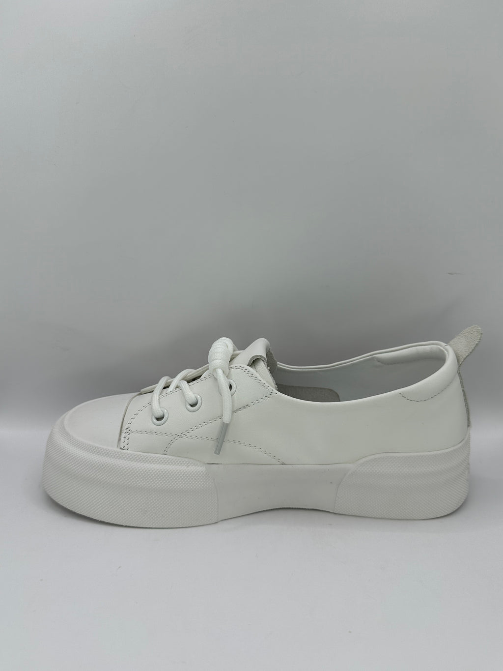 Adidasi Betina Scarpe