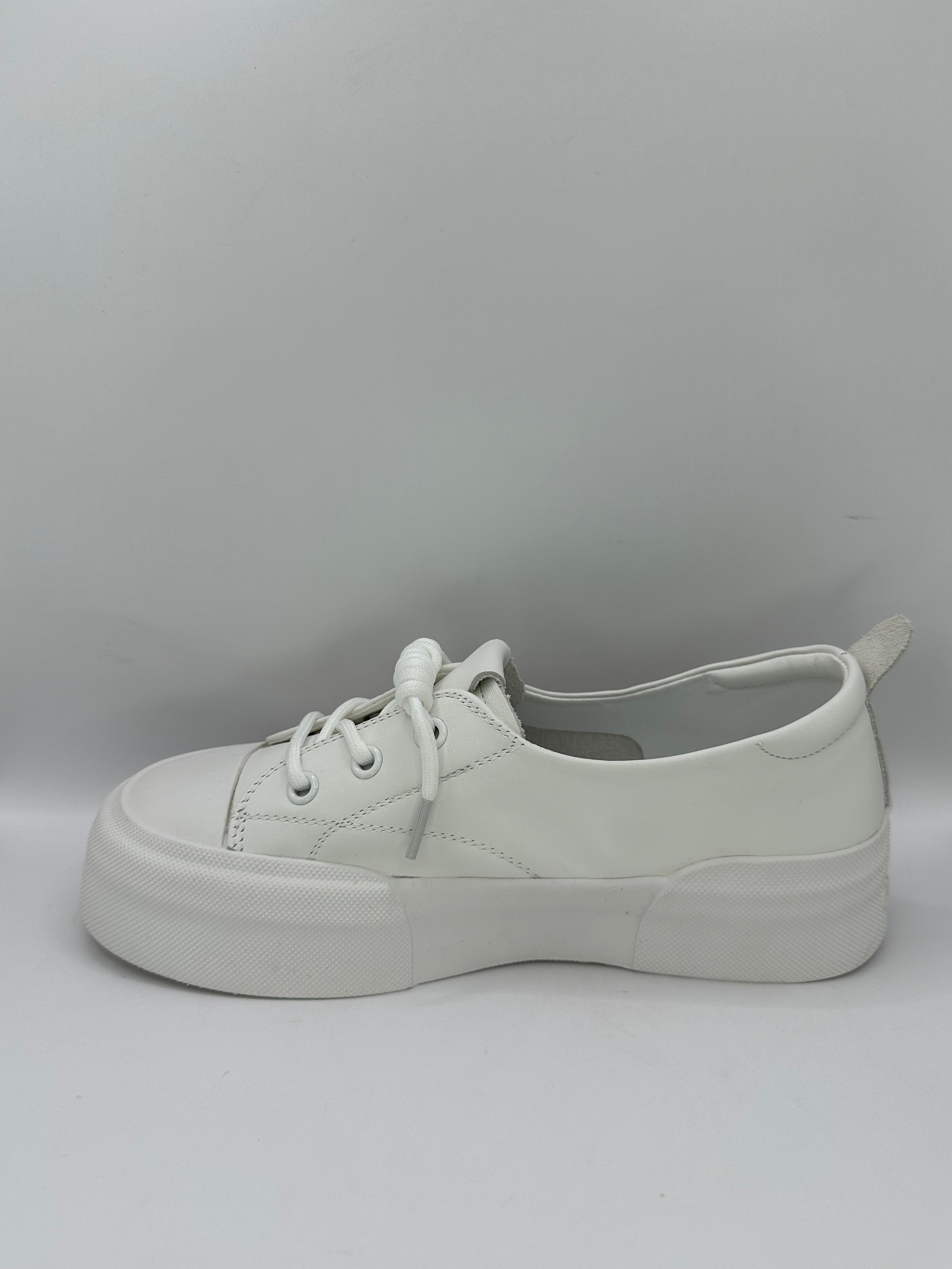 Adidasi Betina Scarpe