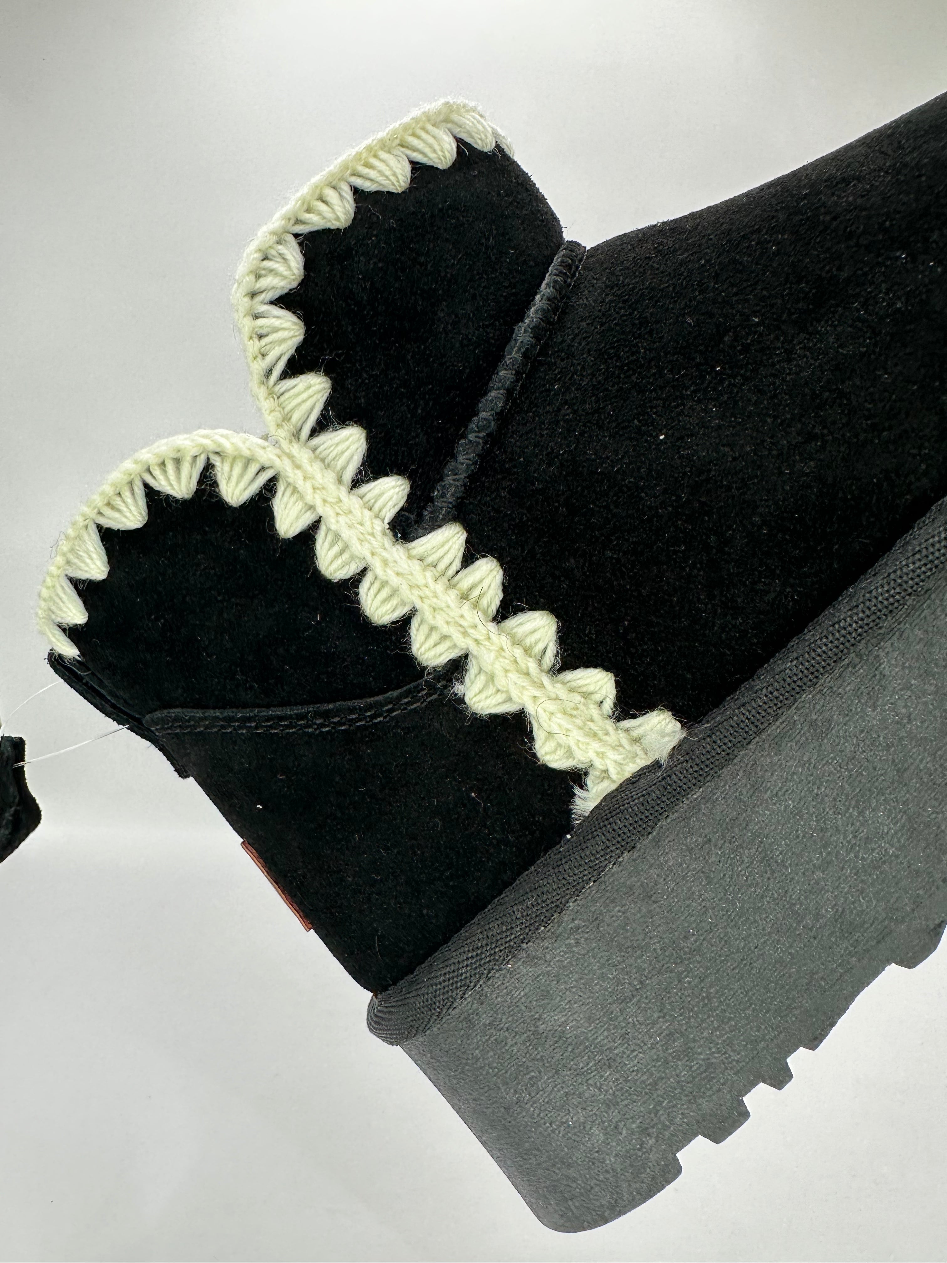 Ghete tip UGG Betina Scarpe