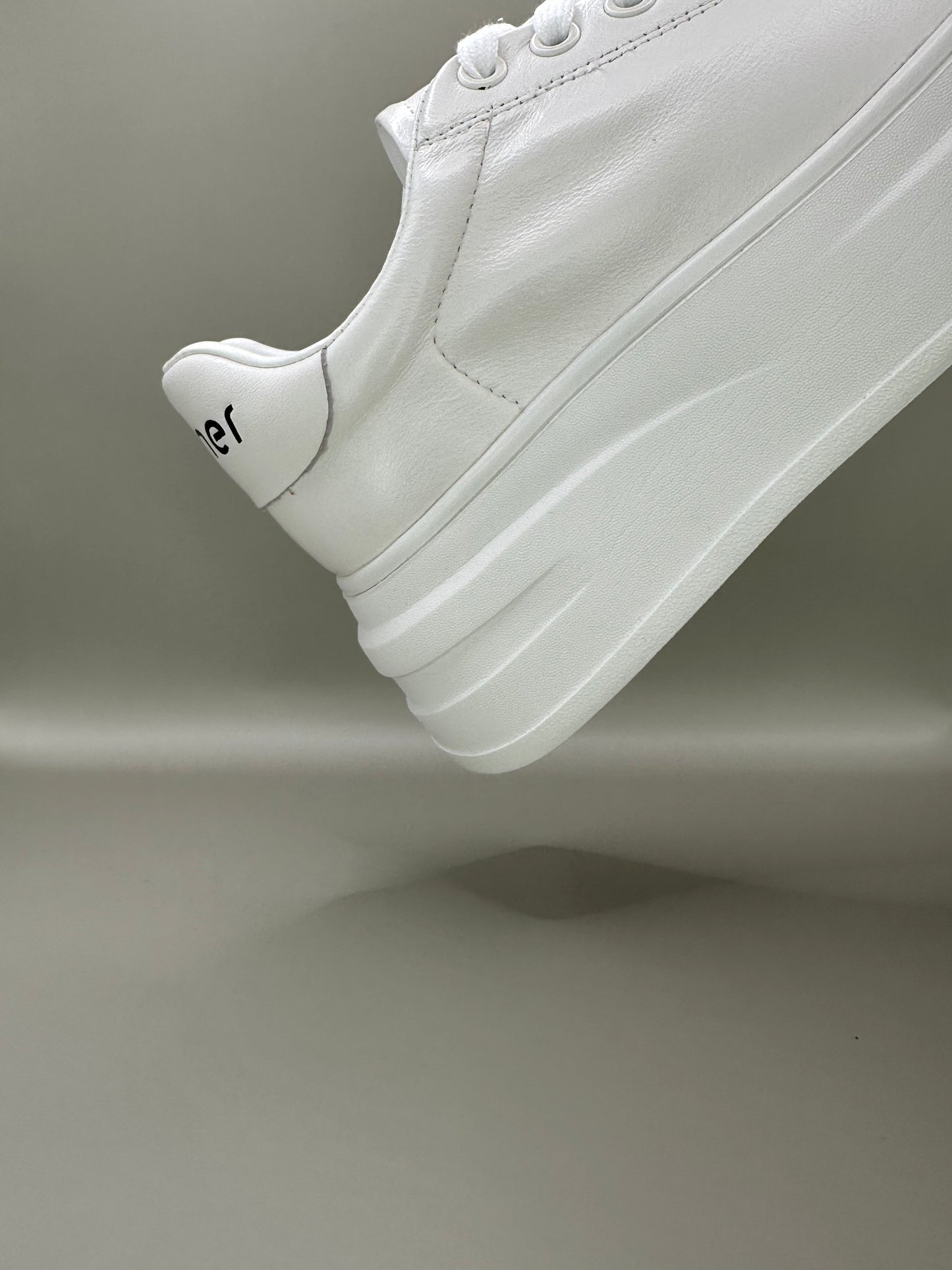 Adidaşi femei Berliner 5001-6