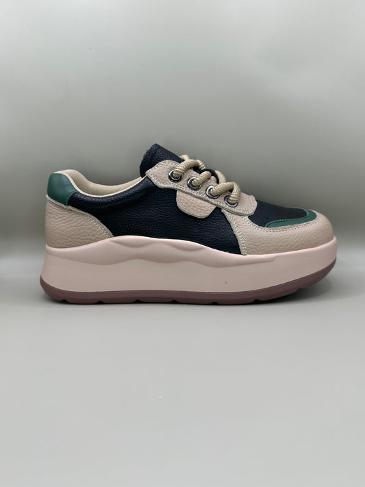 Adidaşi damǎ Betina Scarpe