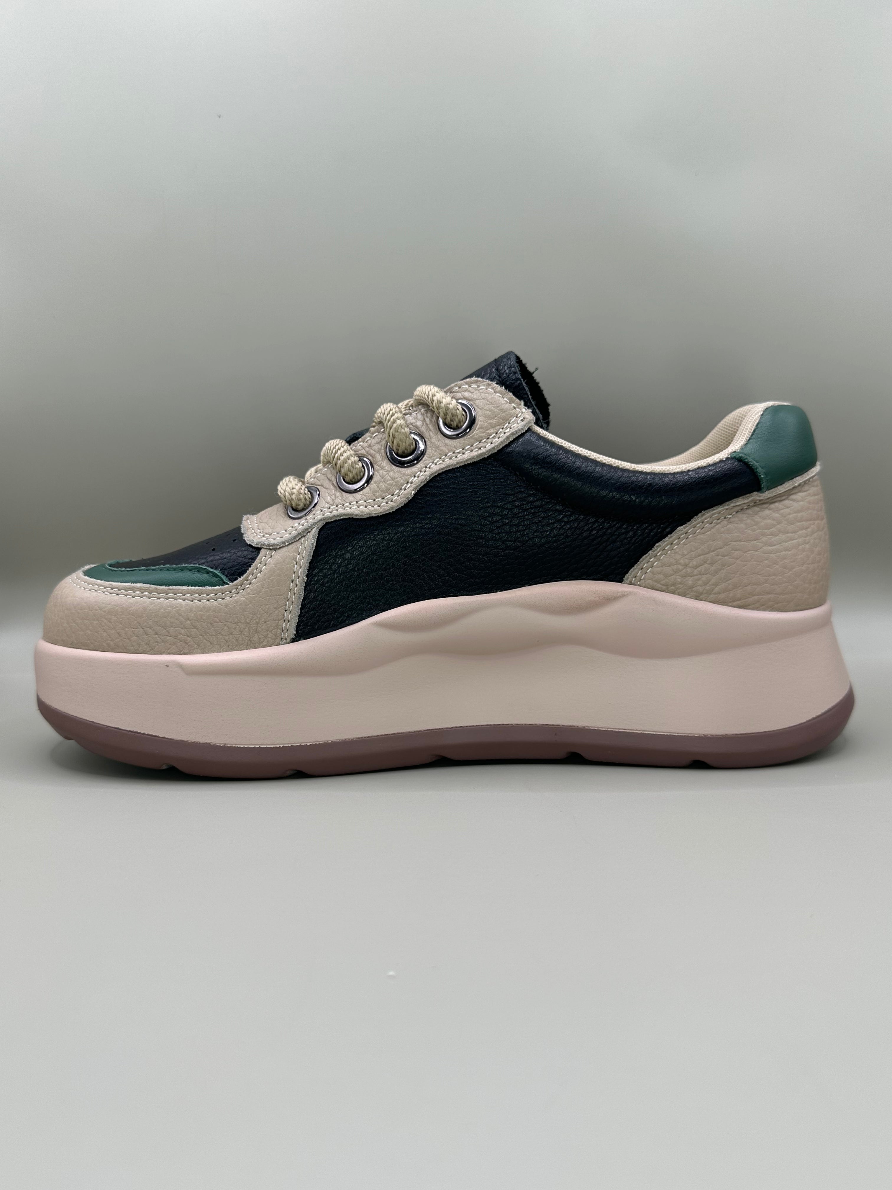 Adidaşi damǎ Betina Scarpe