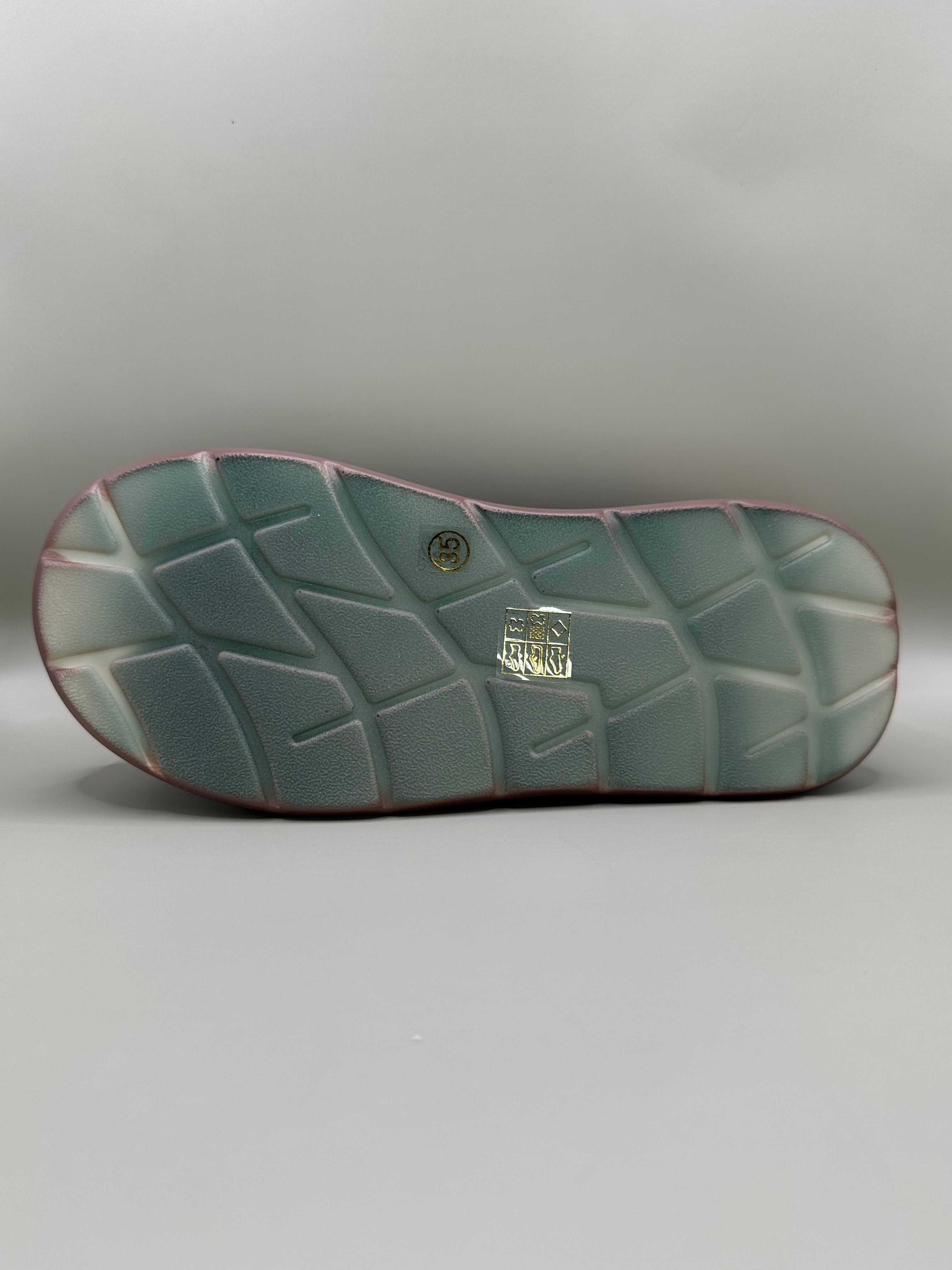 Adidaşi damǎ Betina Scarpe