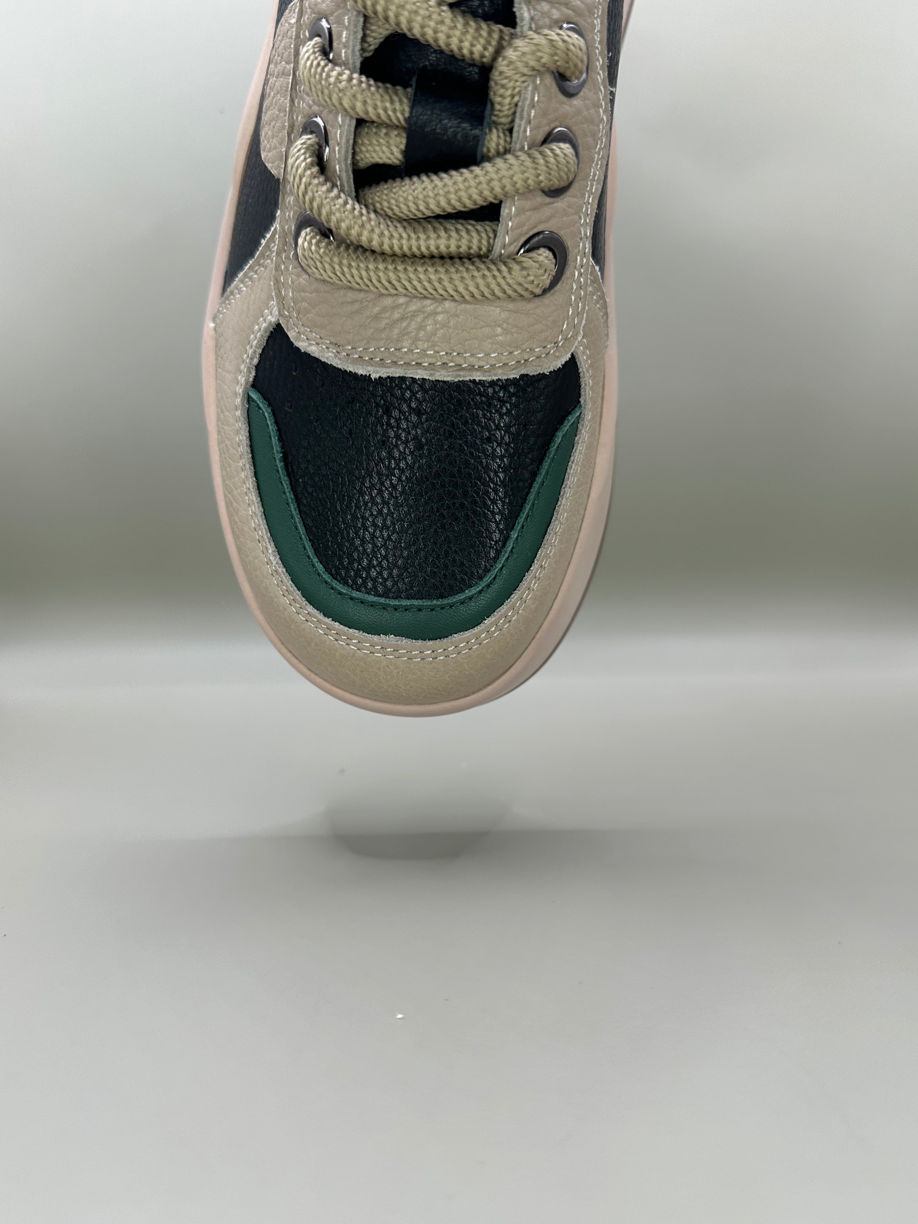 Adidaşi damǎ Betina Scarpe