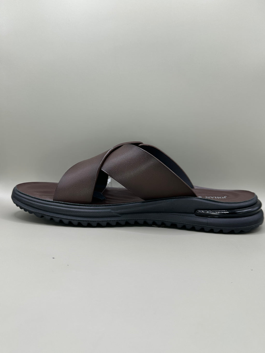 Șlapi bărbați piele naturală Johan Scarpe 202-405 Maro