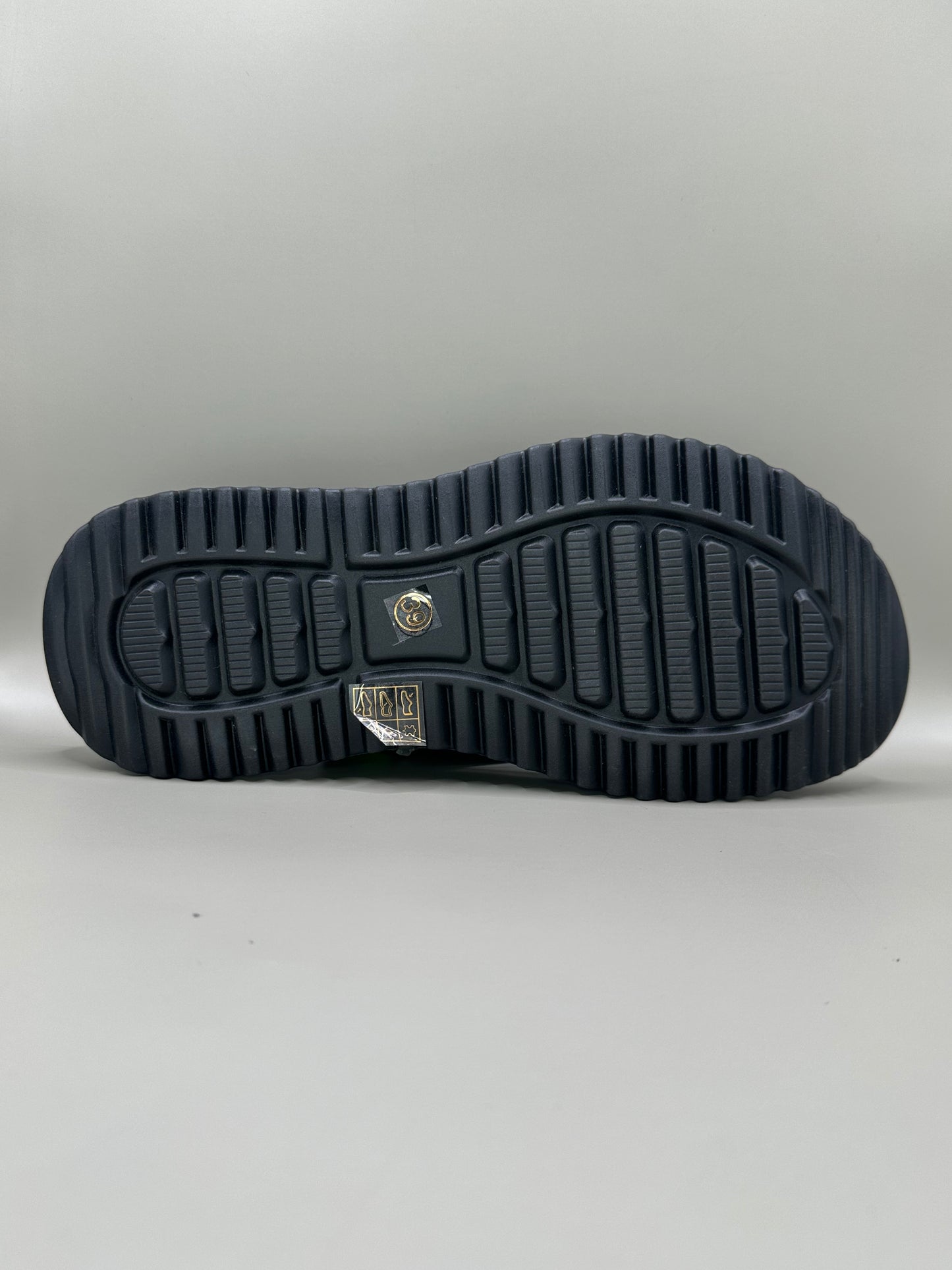 Șlapi bărbați piele naturală Johan Scarpe 202-405 Maro