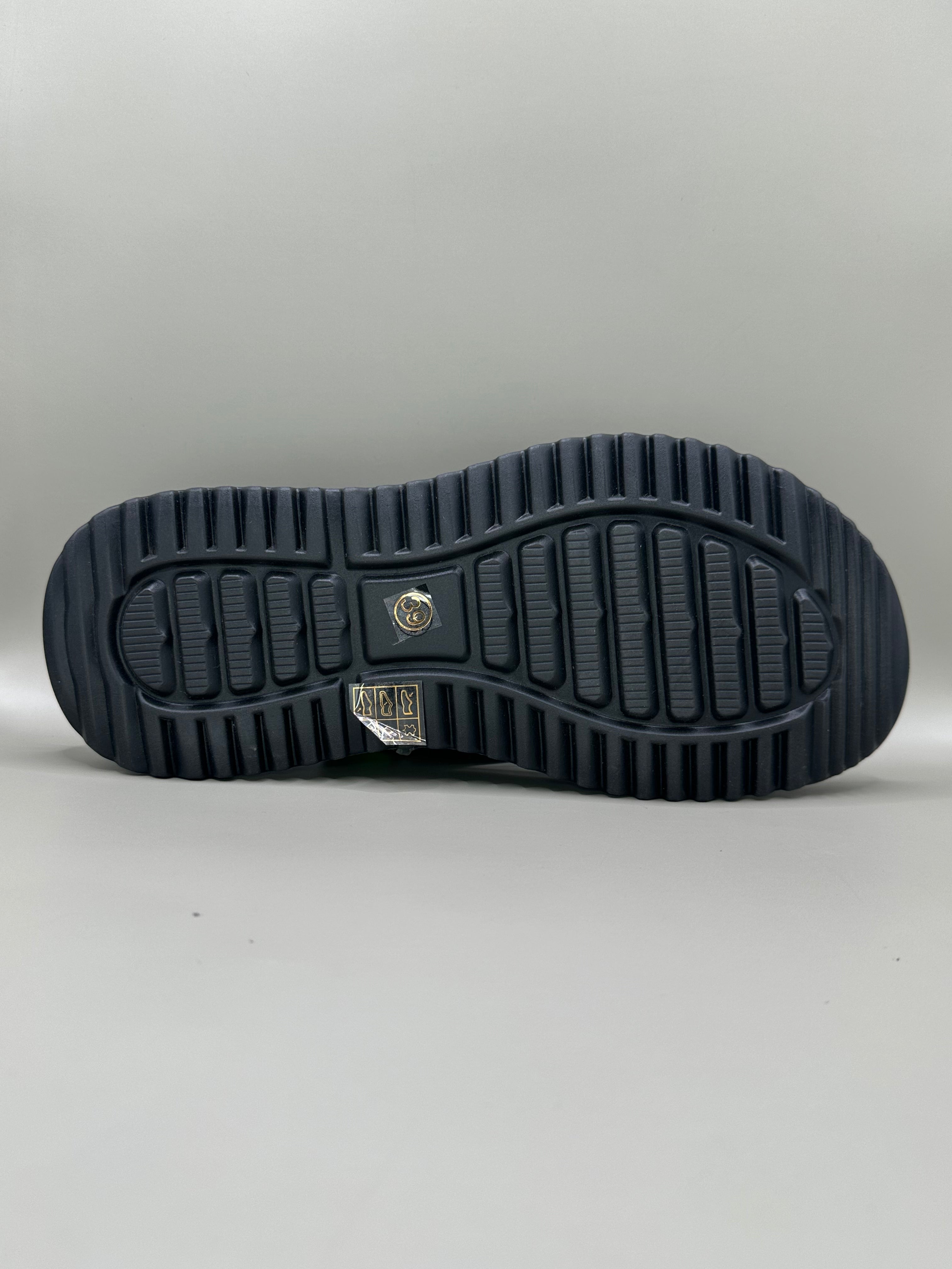 Șlapi bărbați piele naturală Johan Scarpe 202-405 Maro
