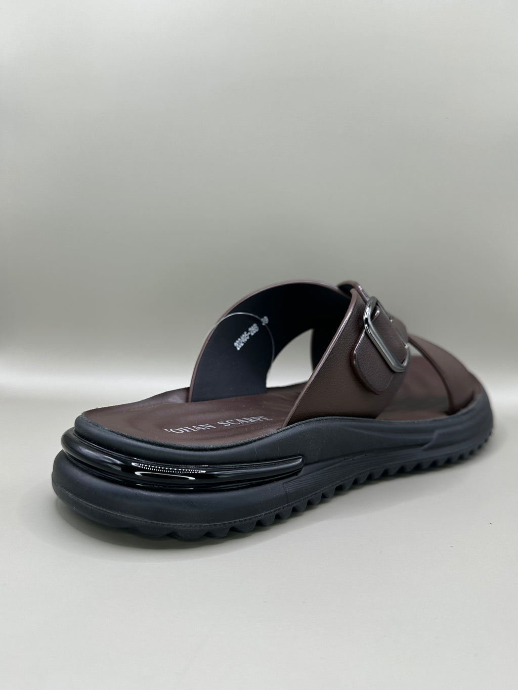 Șlapi bărbați piele naturală Johan Scarpe 202-405 Maro