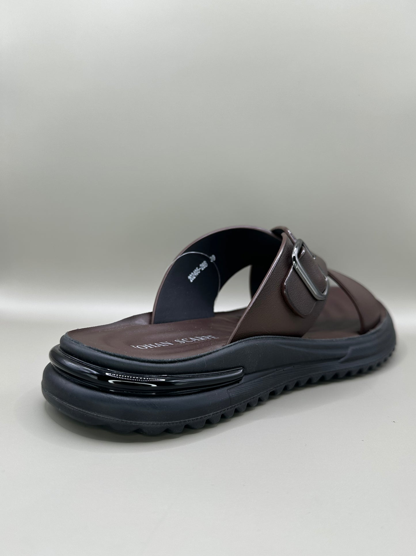 Șlapi bărbați piele naturală Johan Scarpe 202-405 Maro