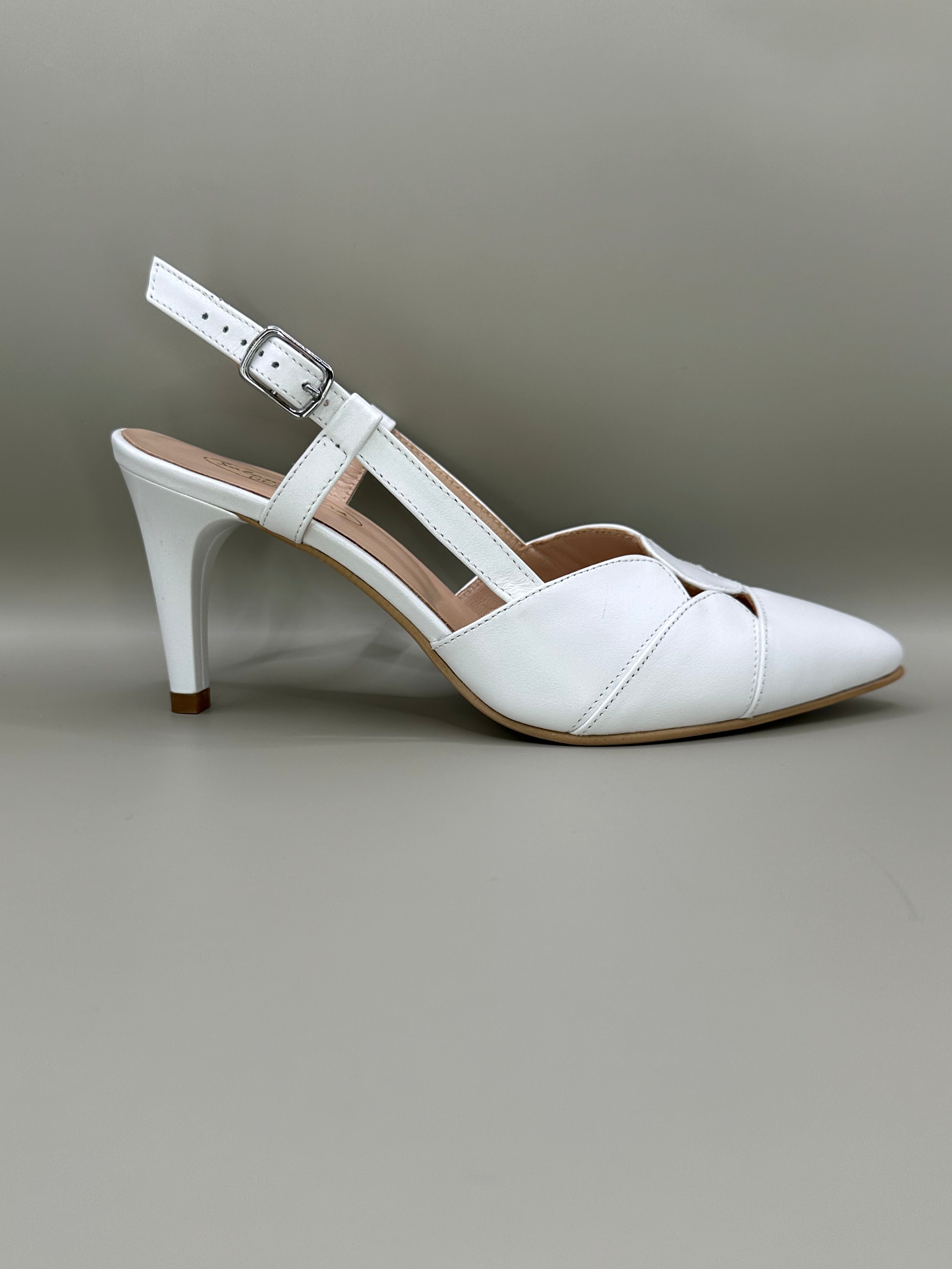 Pantofi eleganți Salamandra 854