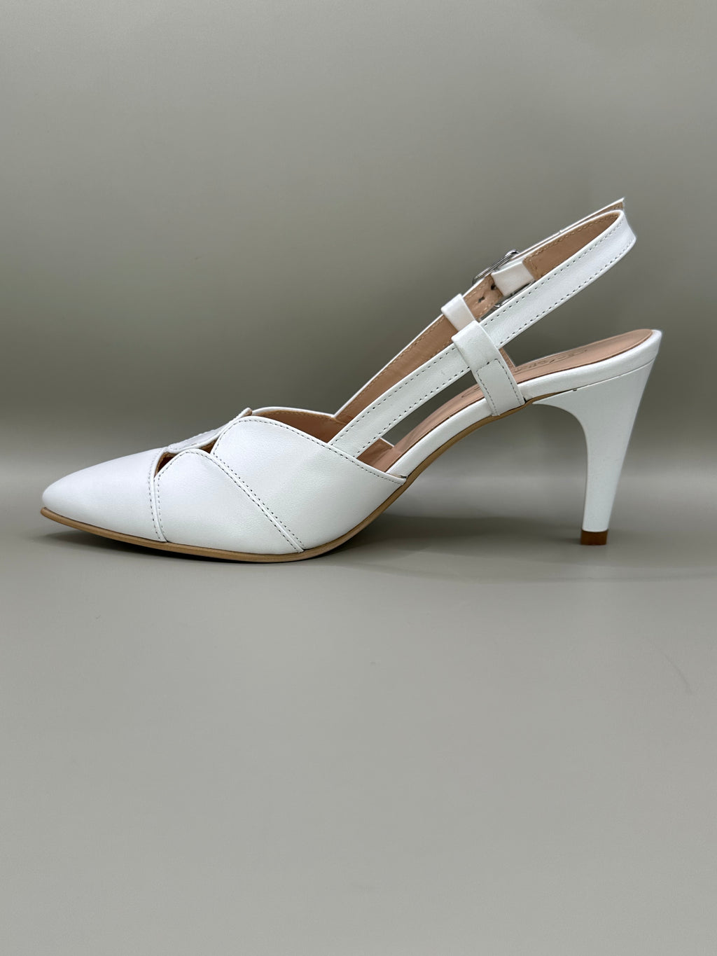 Pantofi eleganți Salamandra 854