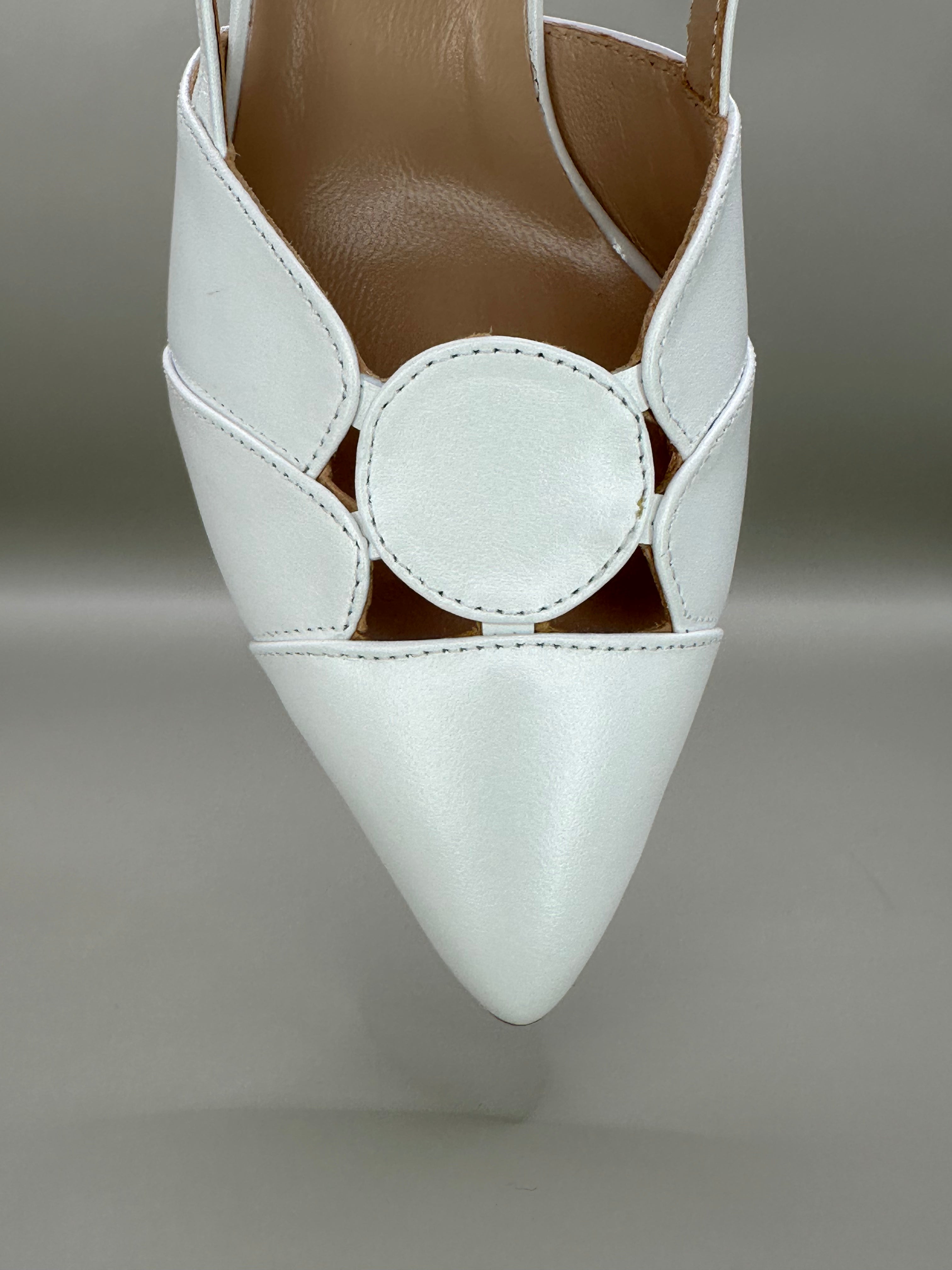 Pantofi eleganți Salamandra 854