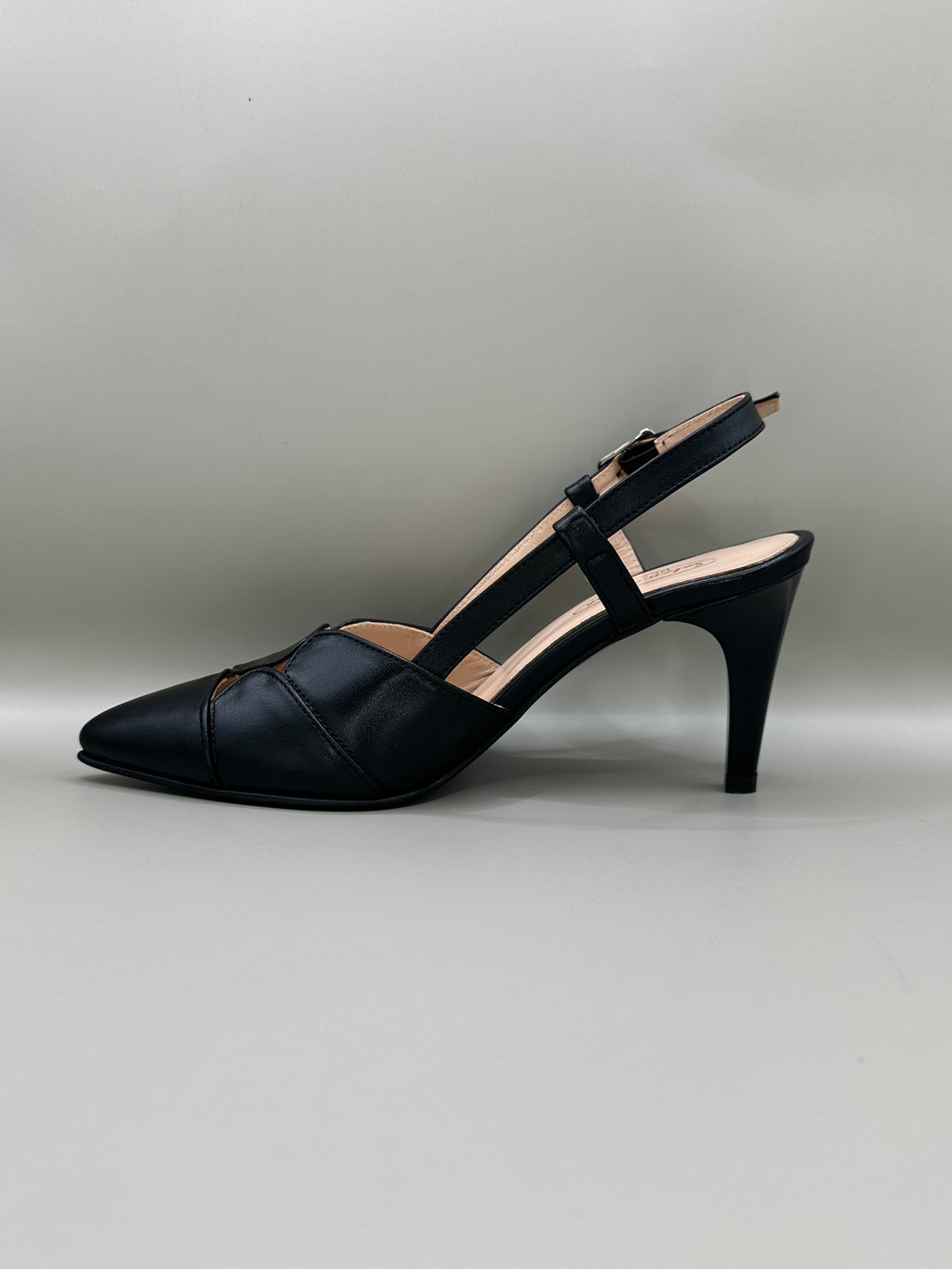 Pantofi eleganți Salamandra 854