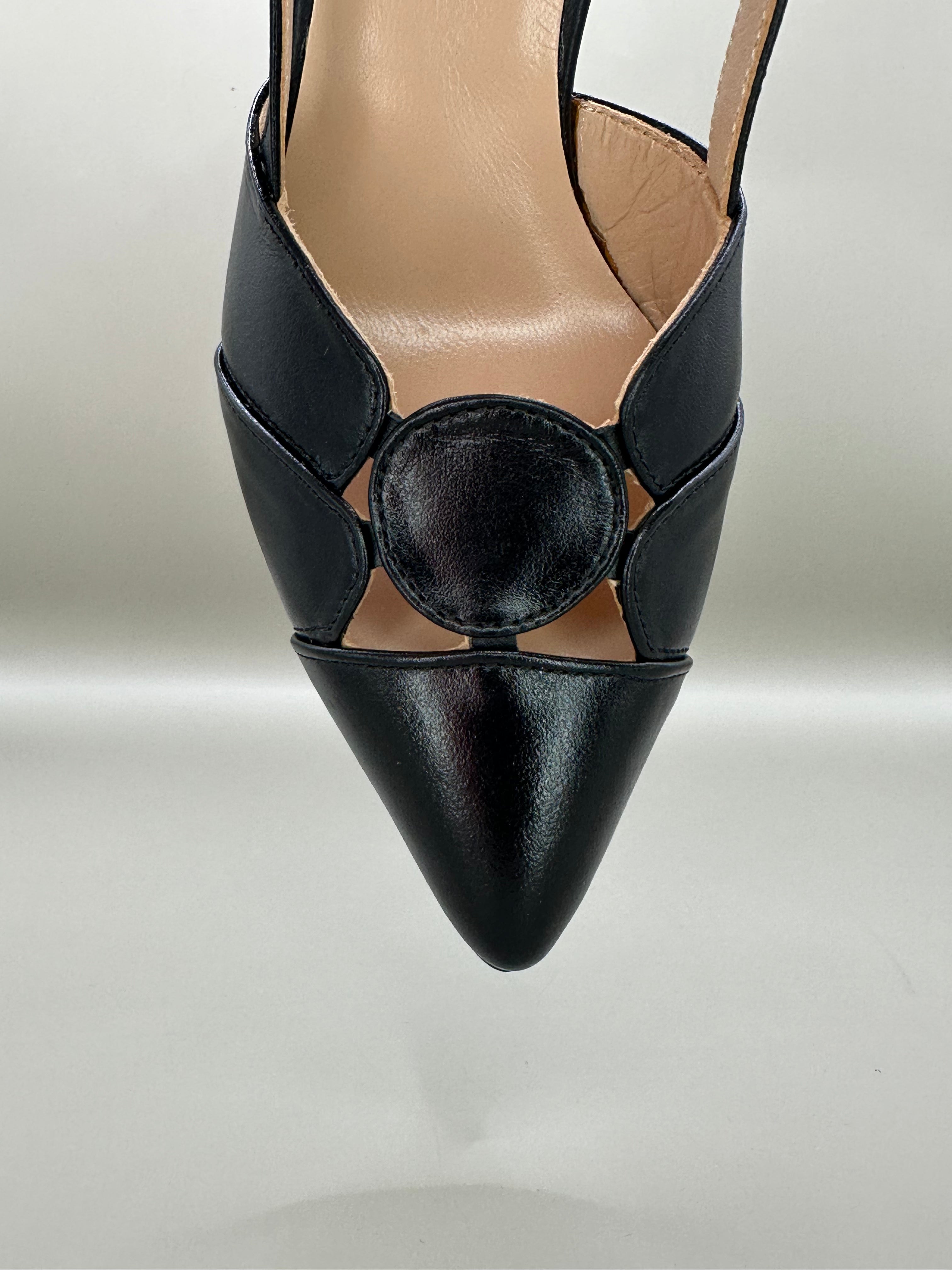 Pantofi eleganți Salamandra 854