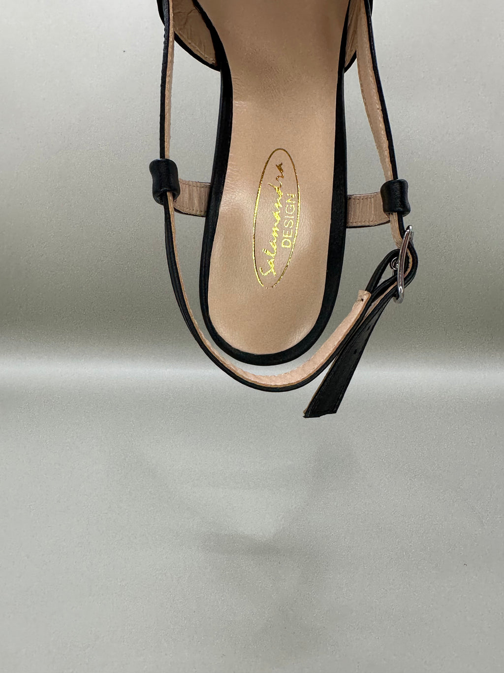 Pantofi eleganți Salamandra 854