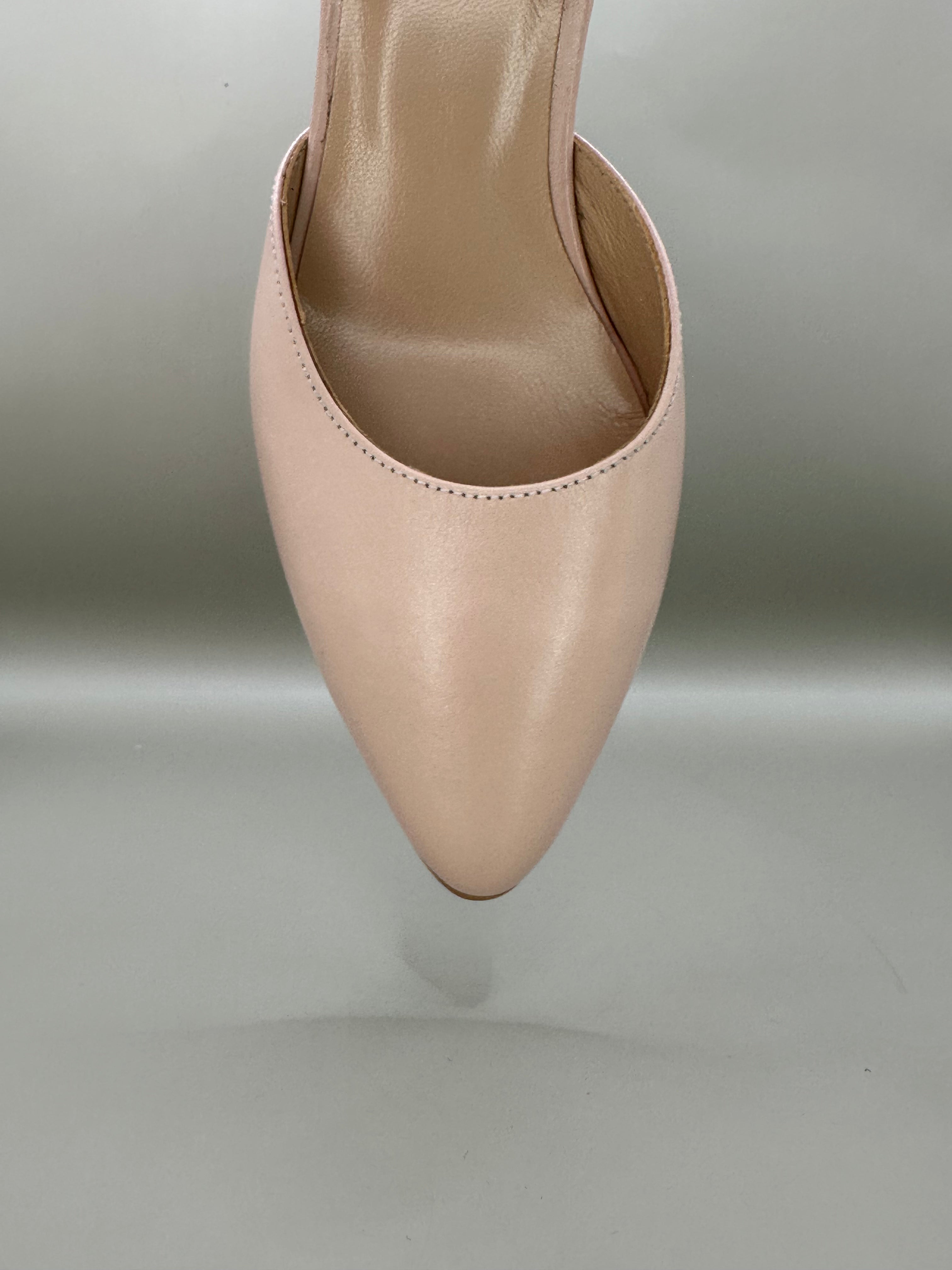 Pantofi eleganți Salamandra 800