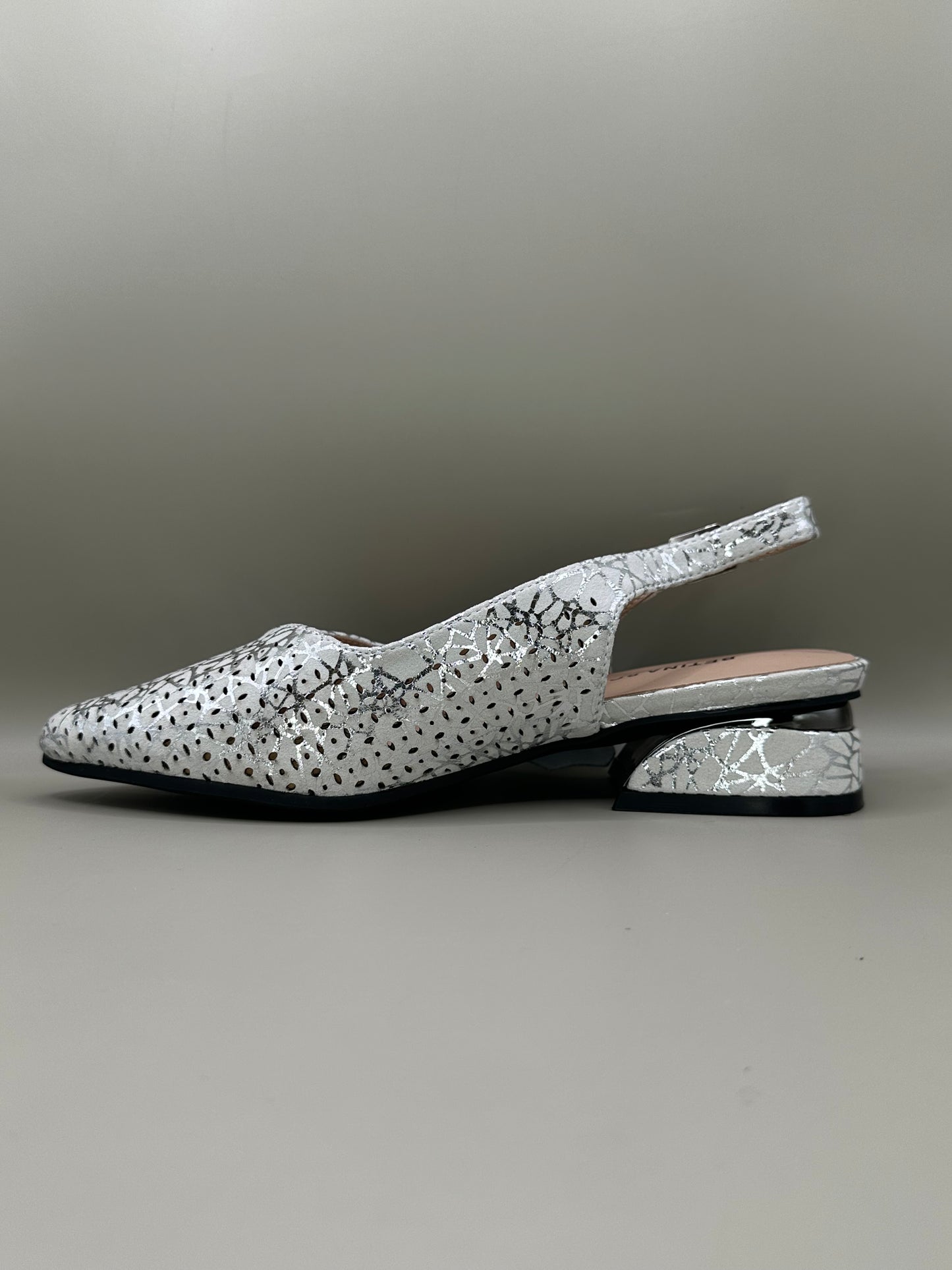 Pantofi eleganți decupați in spate Betina Scarpe 33205