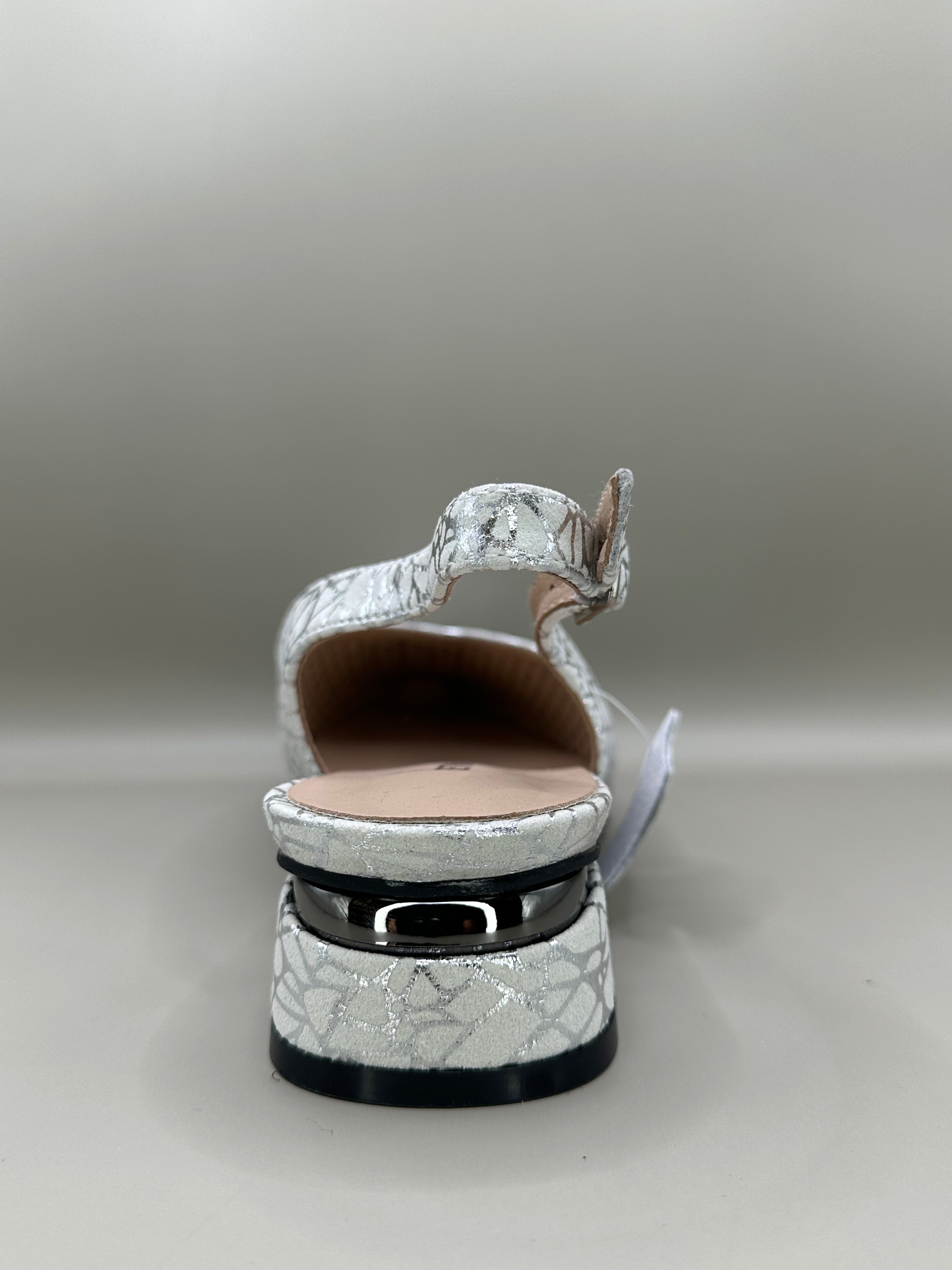 Pantofi eleganți decupați in spate Betina Scarpe 33205