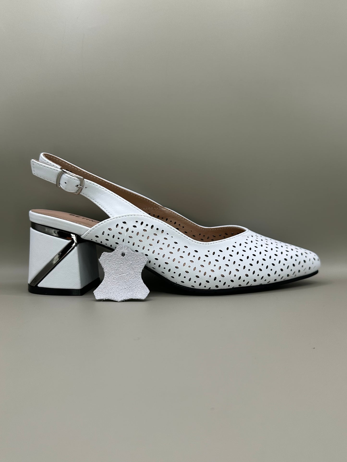 Pantofi eleganți decupați in spate Betina Scarpe