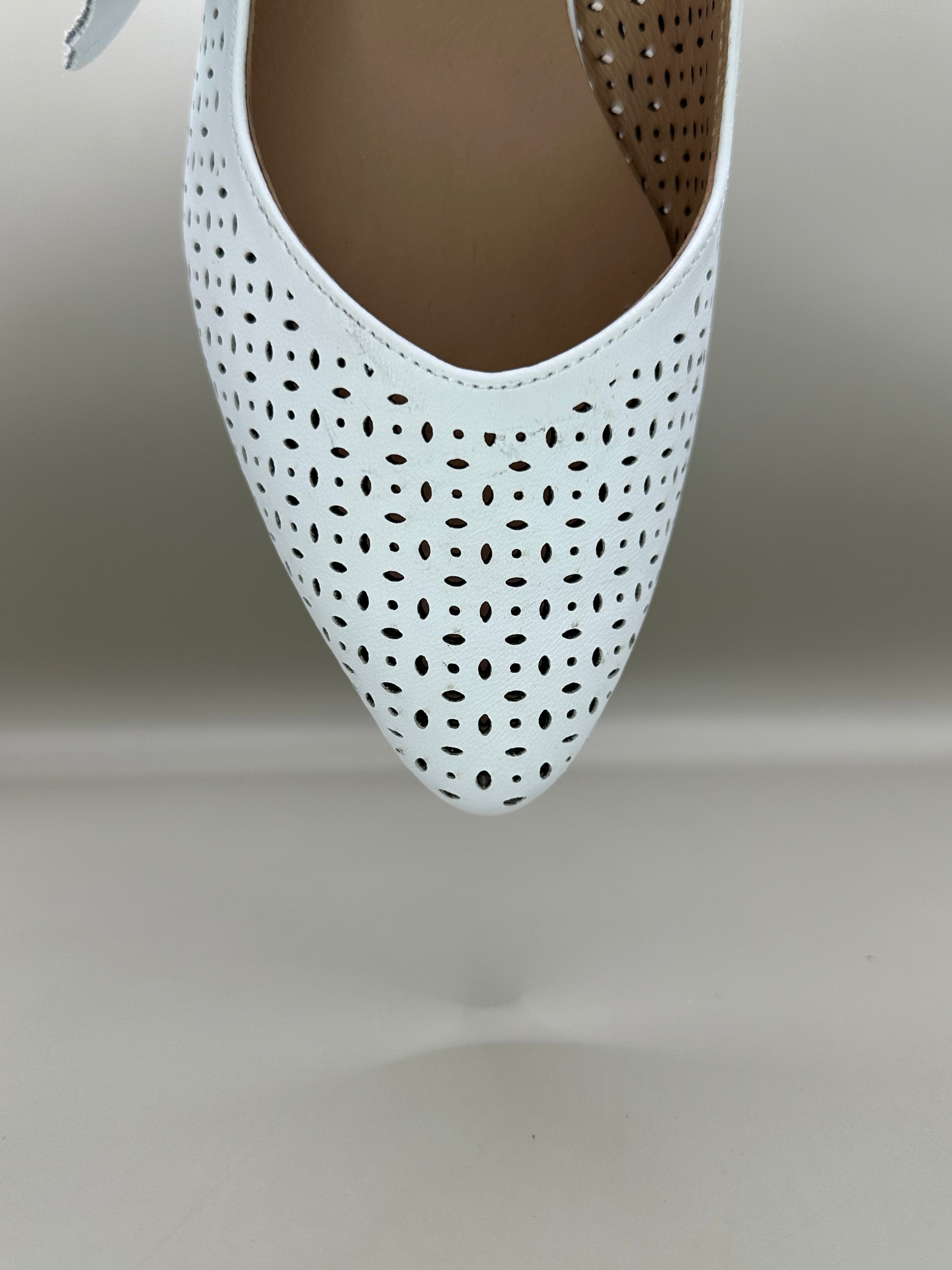 Pantofi eleganți decupați in spate Betina Scarpe