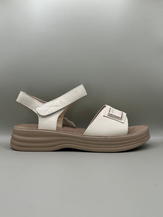 Sandale casual Betina Scarpe