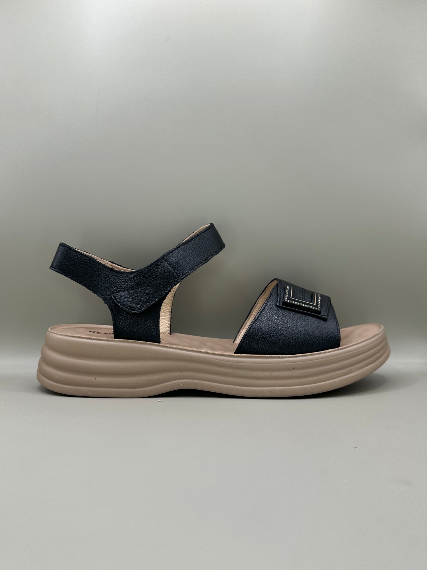 Sandale casual Betina Scarpe
