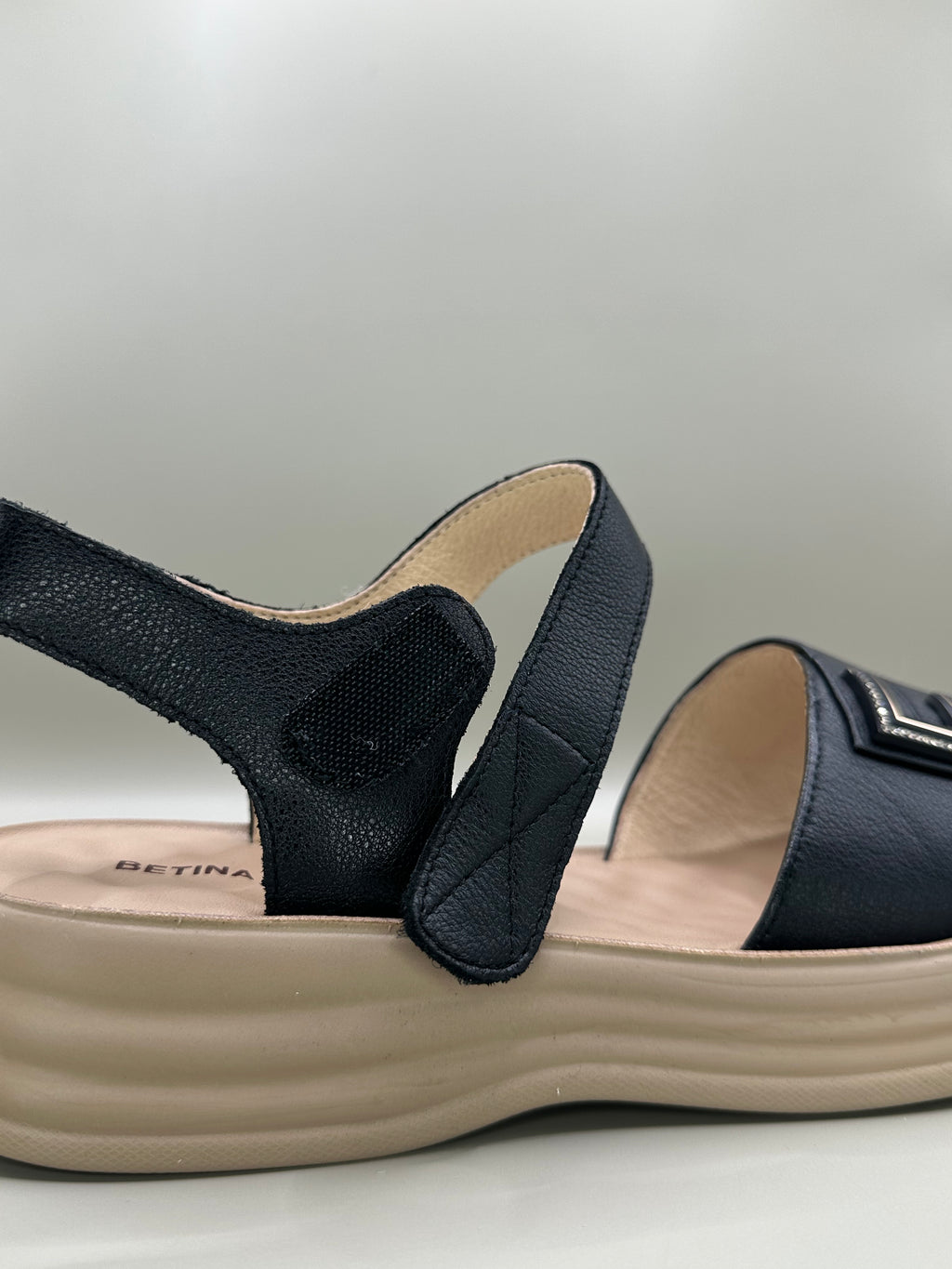 Sandale casual Betina Scarpe