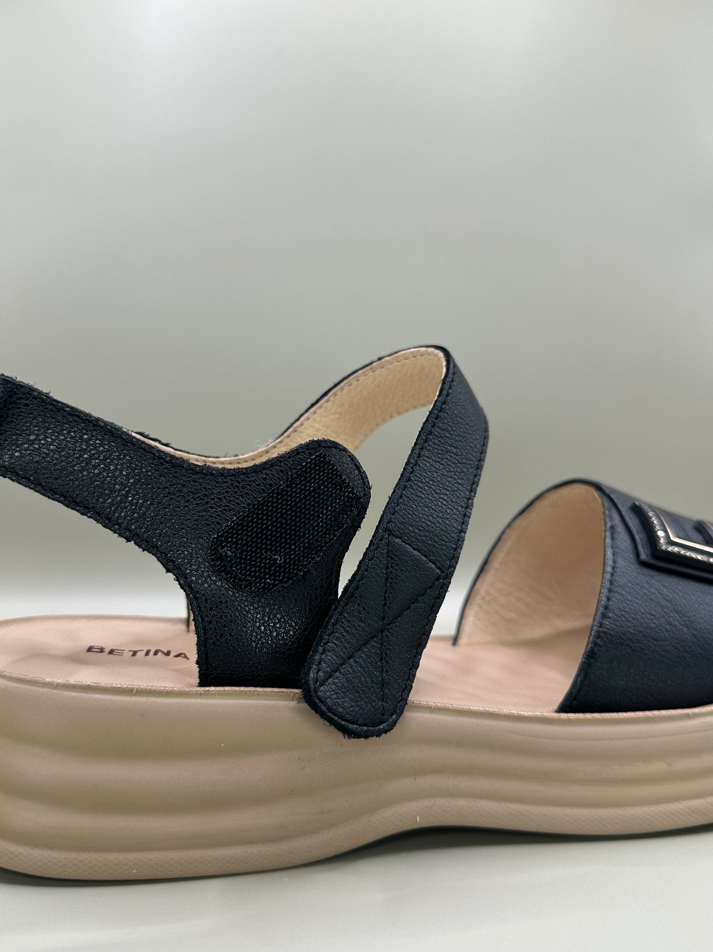 Sandale casual Betina Scarpe