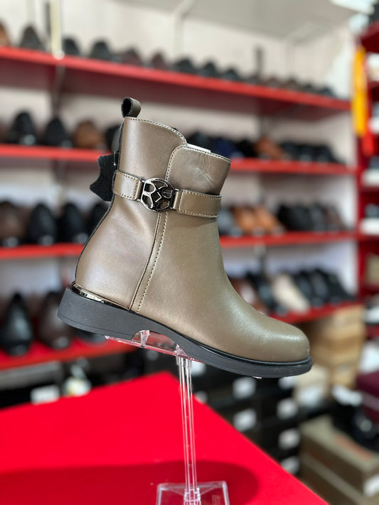 Ghete Betina Scarpe L11